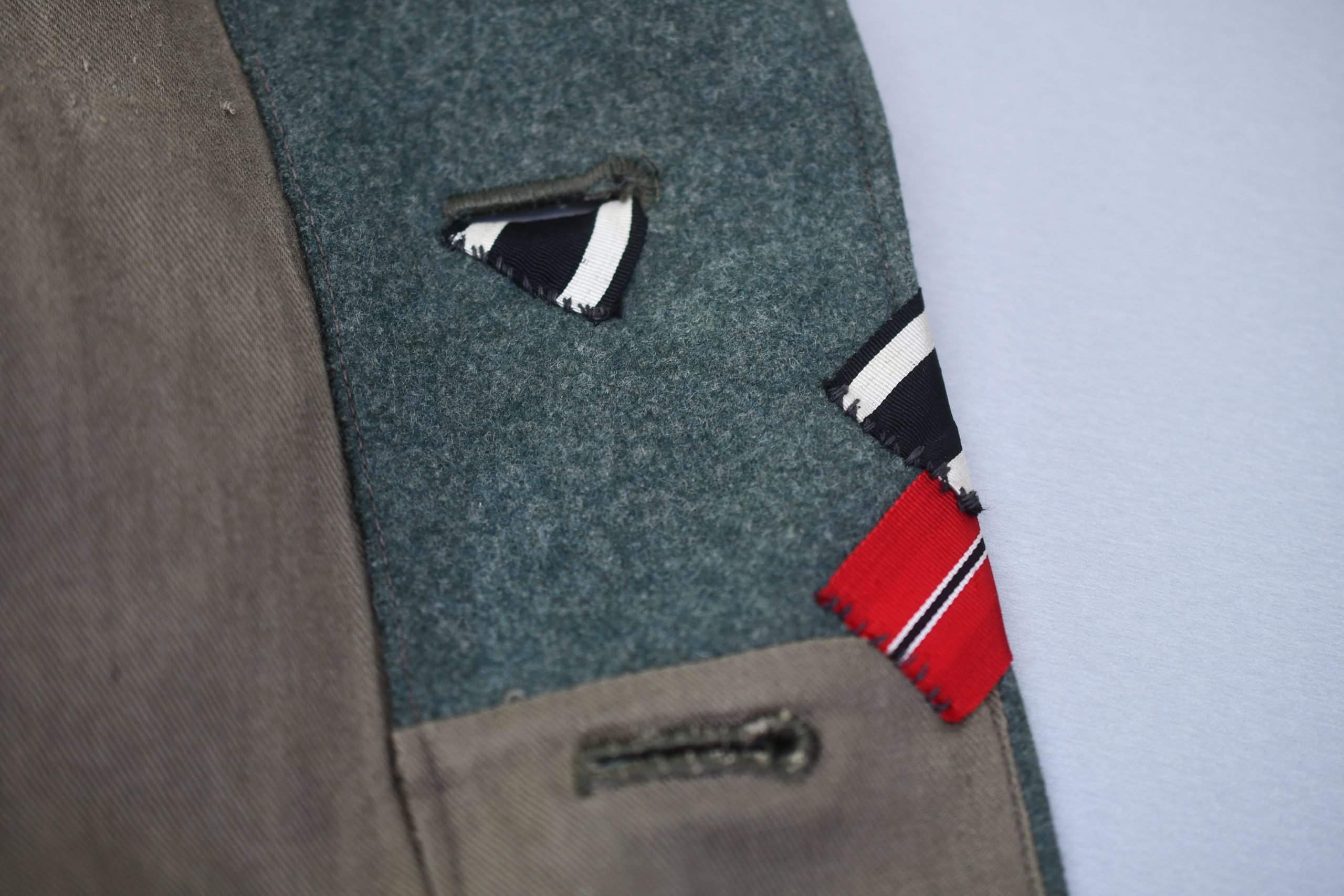 M36 army (Heer) enlisted field blouse converted for officer with Iron Cross clasp 1939 — image 18