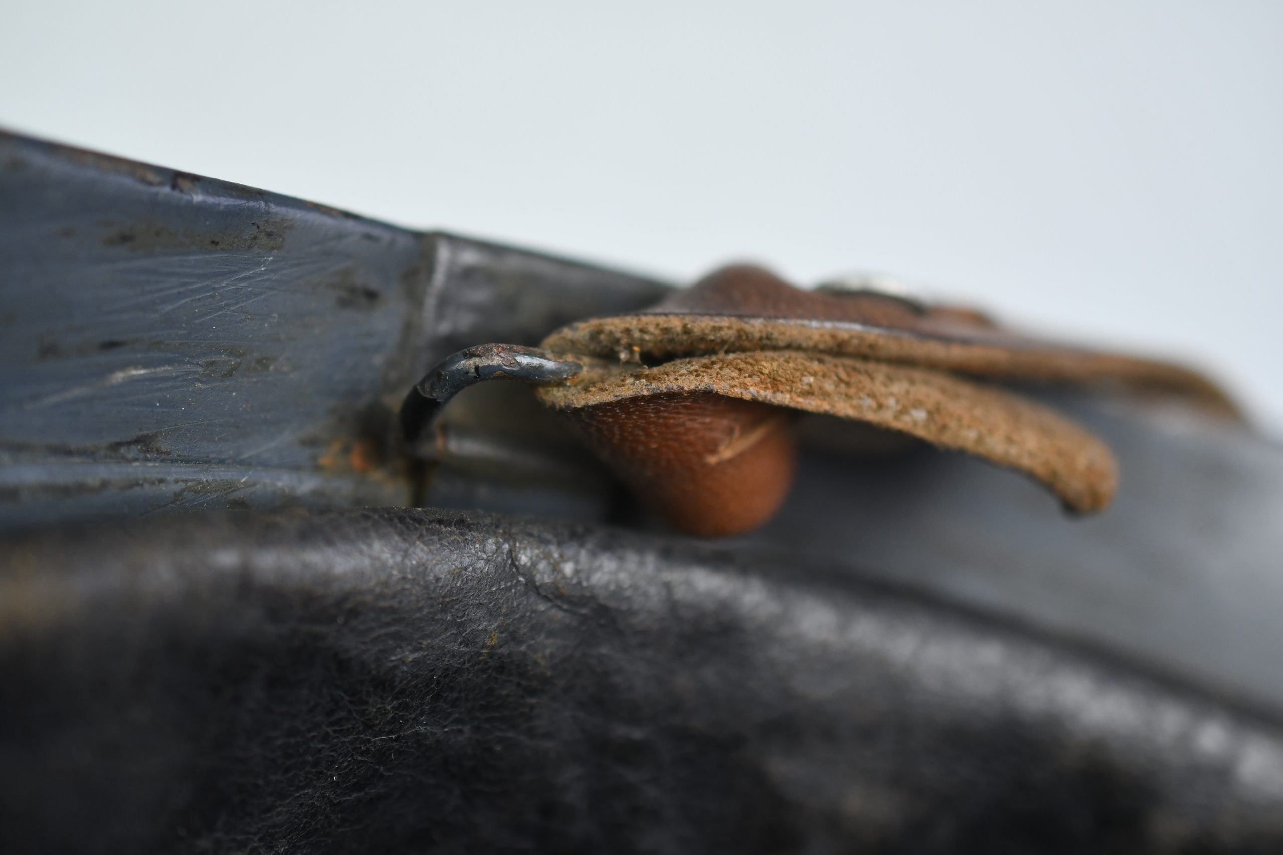 WW1 M1915 French Adrian helmet 104th Artillery Regiment with veteran plate — image 10