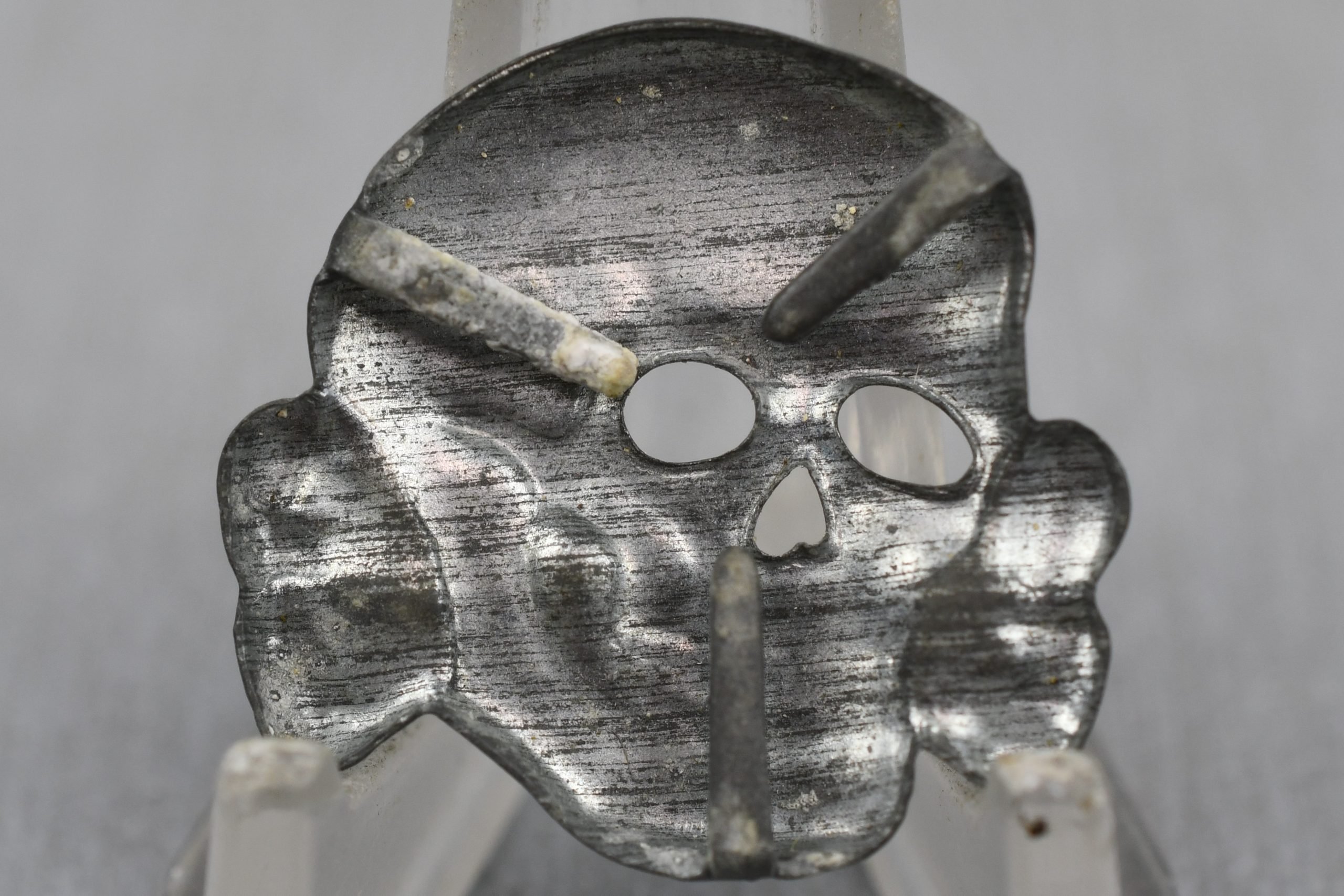 SS visor cap skull 'Totenkopf' by E.W. Assmann & Sohne — image 2