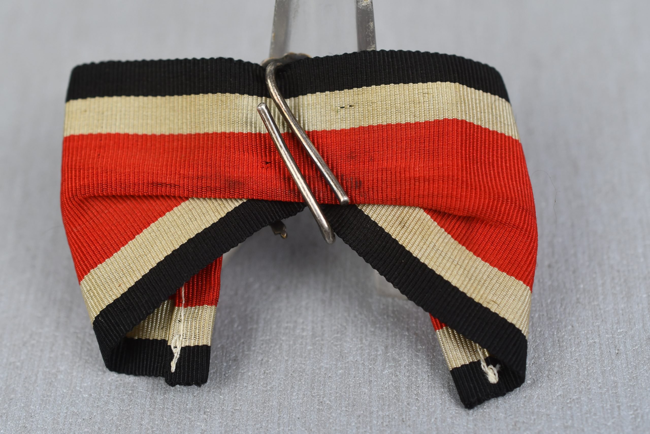 Museum quality reproduction of the German Knight's Cross oak leaves with swords '800' — image 2