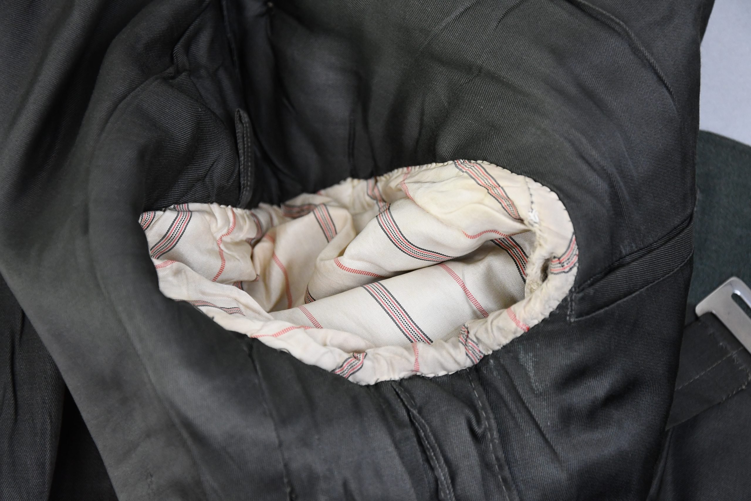 M36 army (Heer) officer Feldbluse for Oberleutnant — image 15