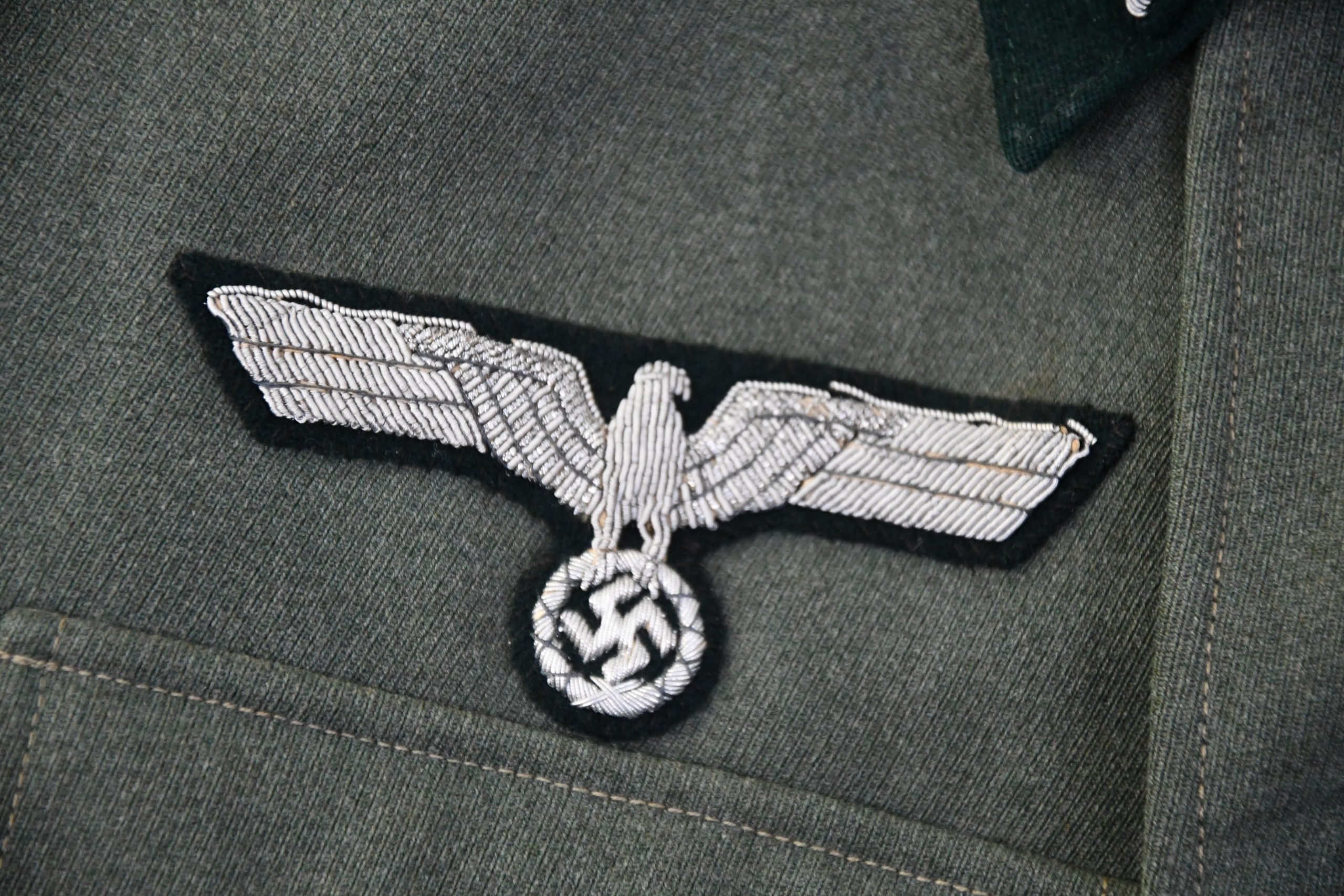 M36 army (Heer) officer Feldbluse for Oberleutnant — image 5