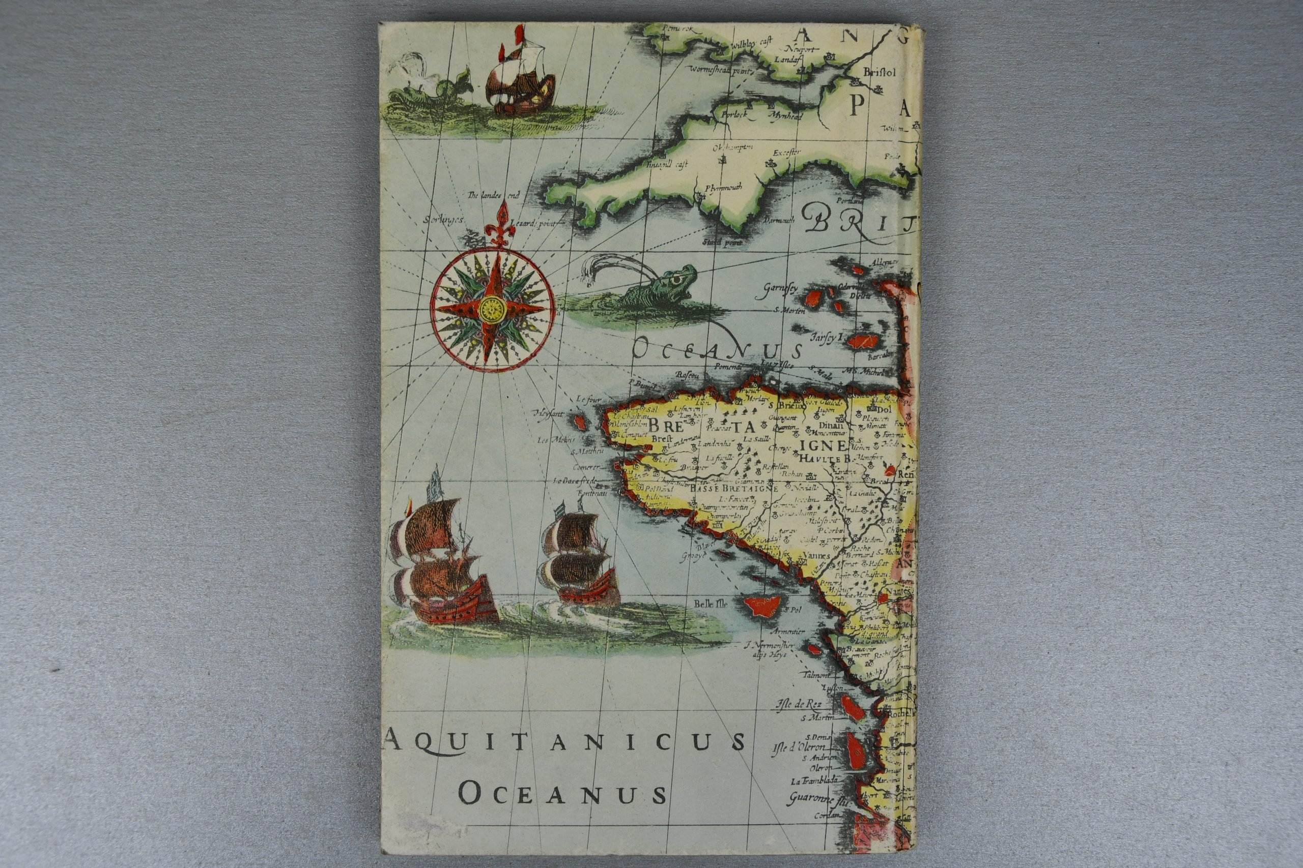 Hardcover book Umkämpfte Küsten, published in 1943 by the Marine-Propaganda-Abteilung West — image 5