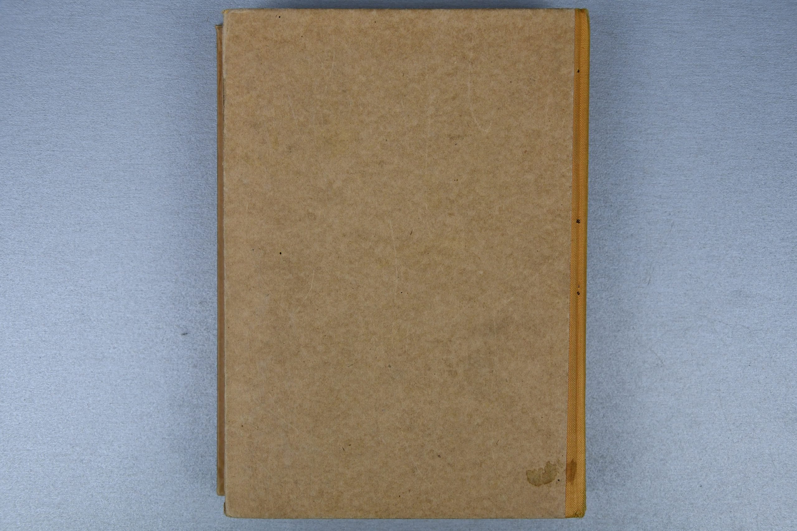 Hardcover book Das Deutsche Hausbuch, published in 1943 by Zentralverlag der NSDAP — image 7