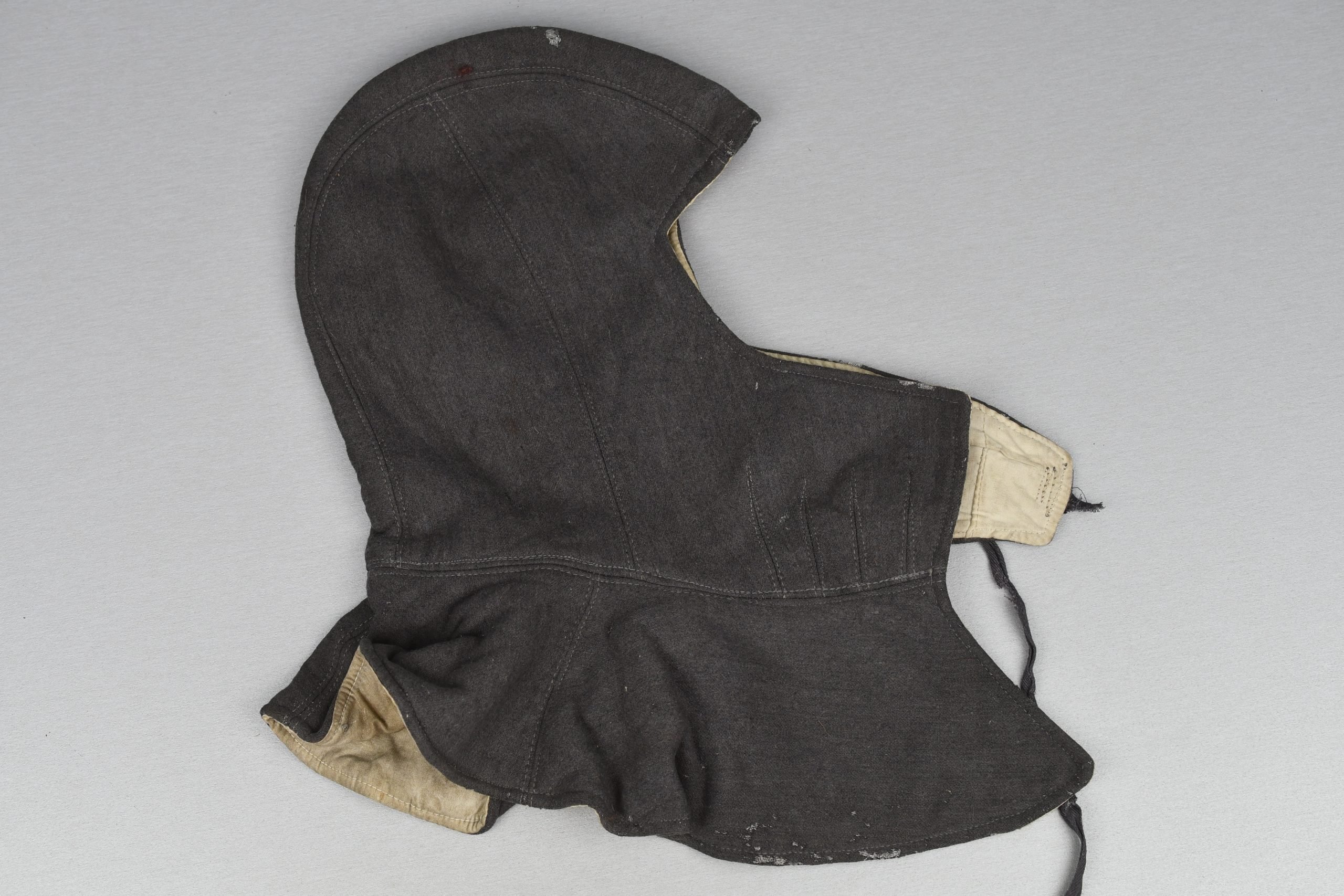 Wehrmacht – SS grey winter head cover 'Kopfhaube' — image 2