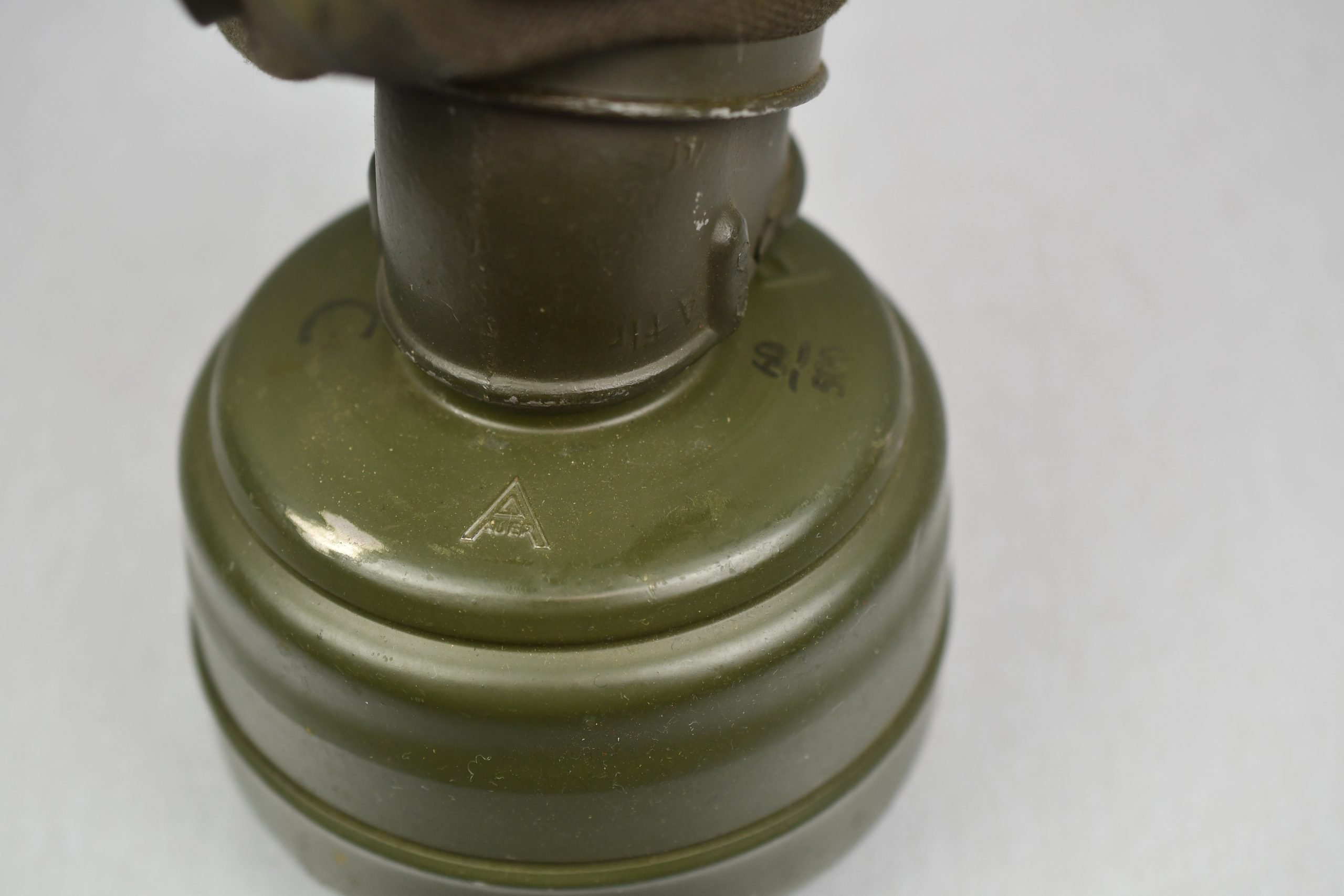 German Wehrmacht gas mask by 'flr' 1941 — image 3