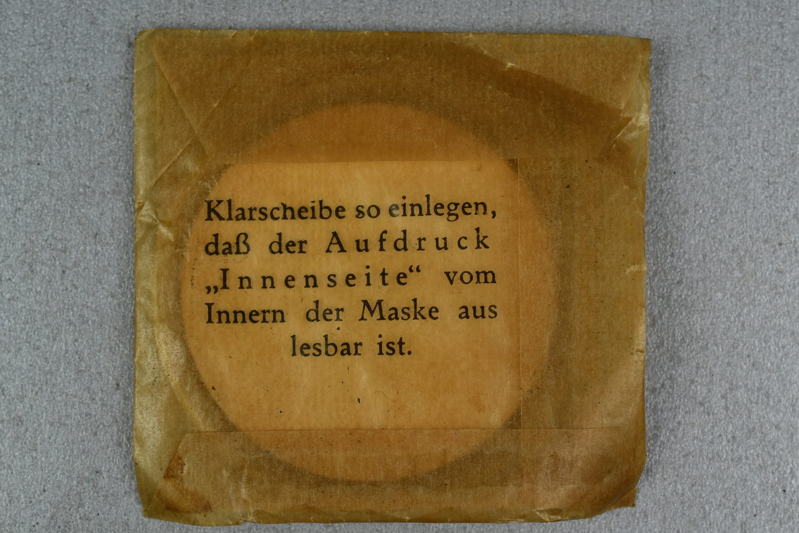 M31 German gas mask spare glasses 'Klarscheiben' — image 2