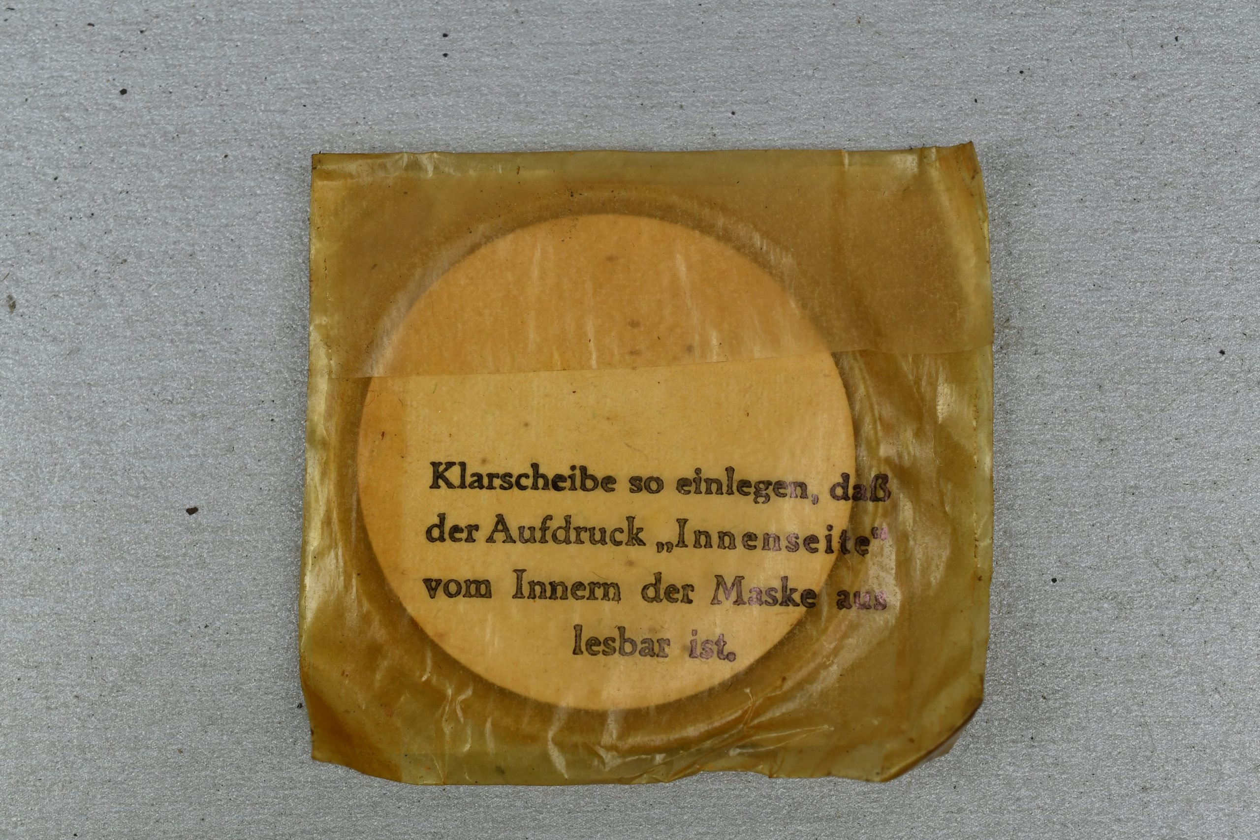 Wehrmacht M31 gas mask with reissued short canister 1937 — image 9