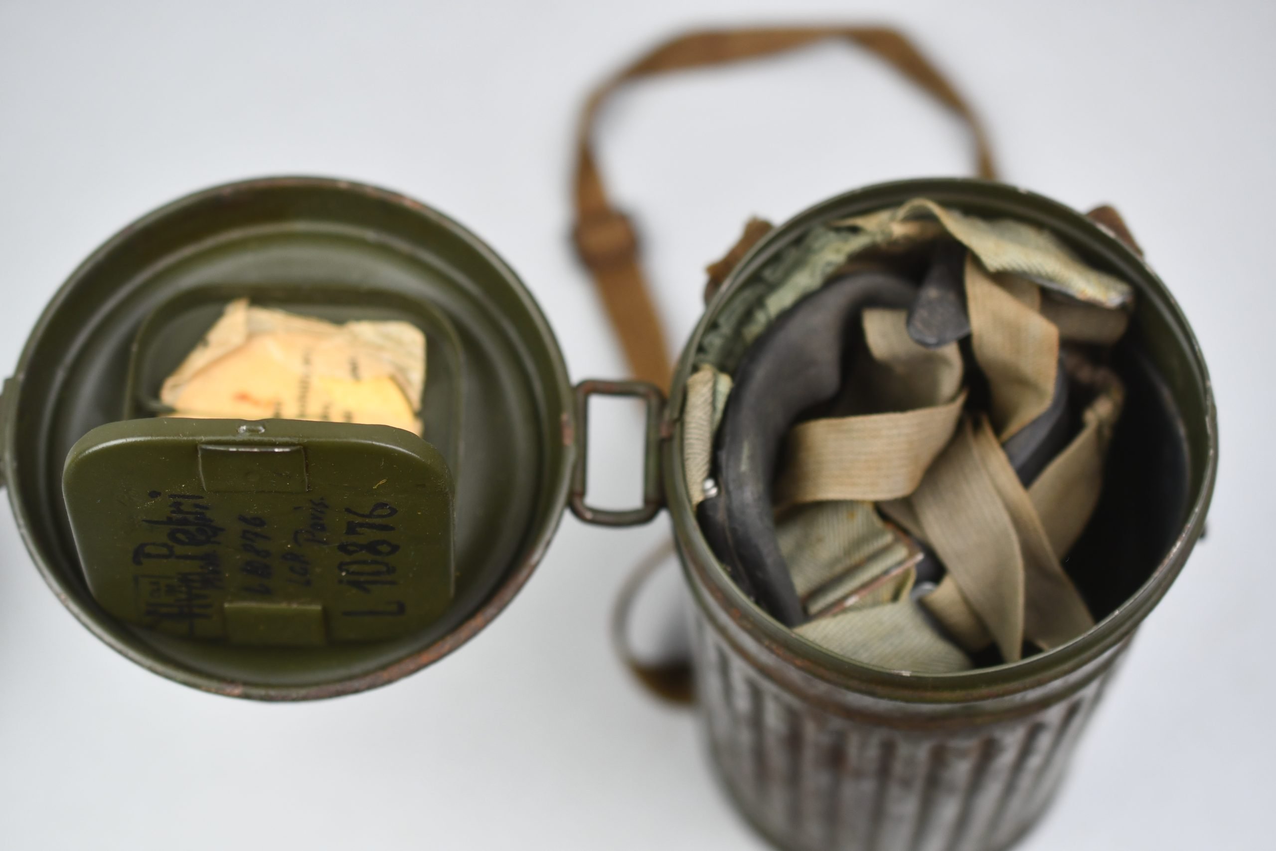 M31 Luftwaffe gas mask with two tone camouflage canister unit marked Flak-Abteilung 441 'Caen' Normandy 1944′ — image 16