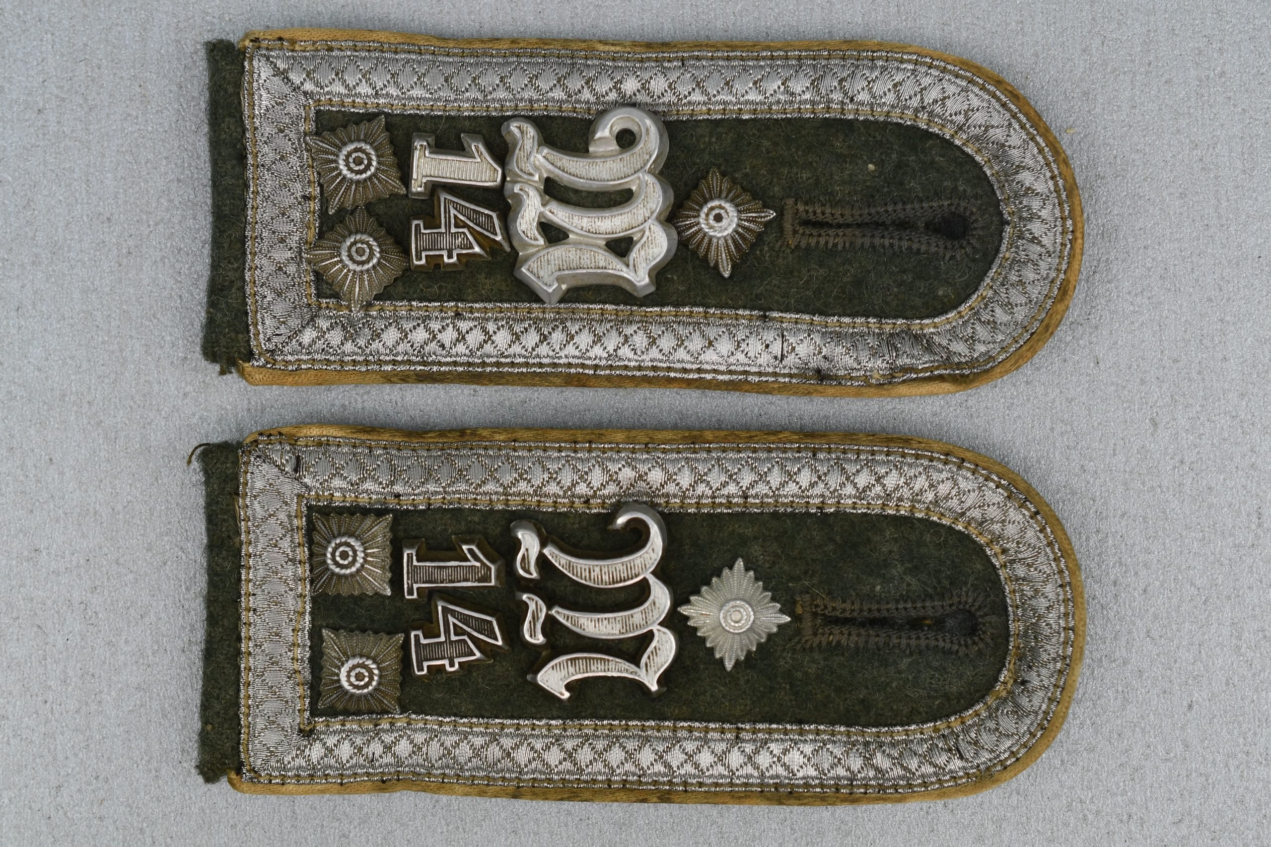 M40 army (Heer) Maschinengewehr-Bataillon 14 shoulder boards — image 2