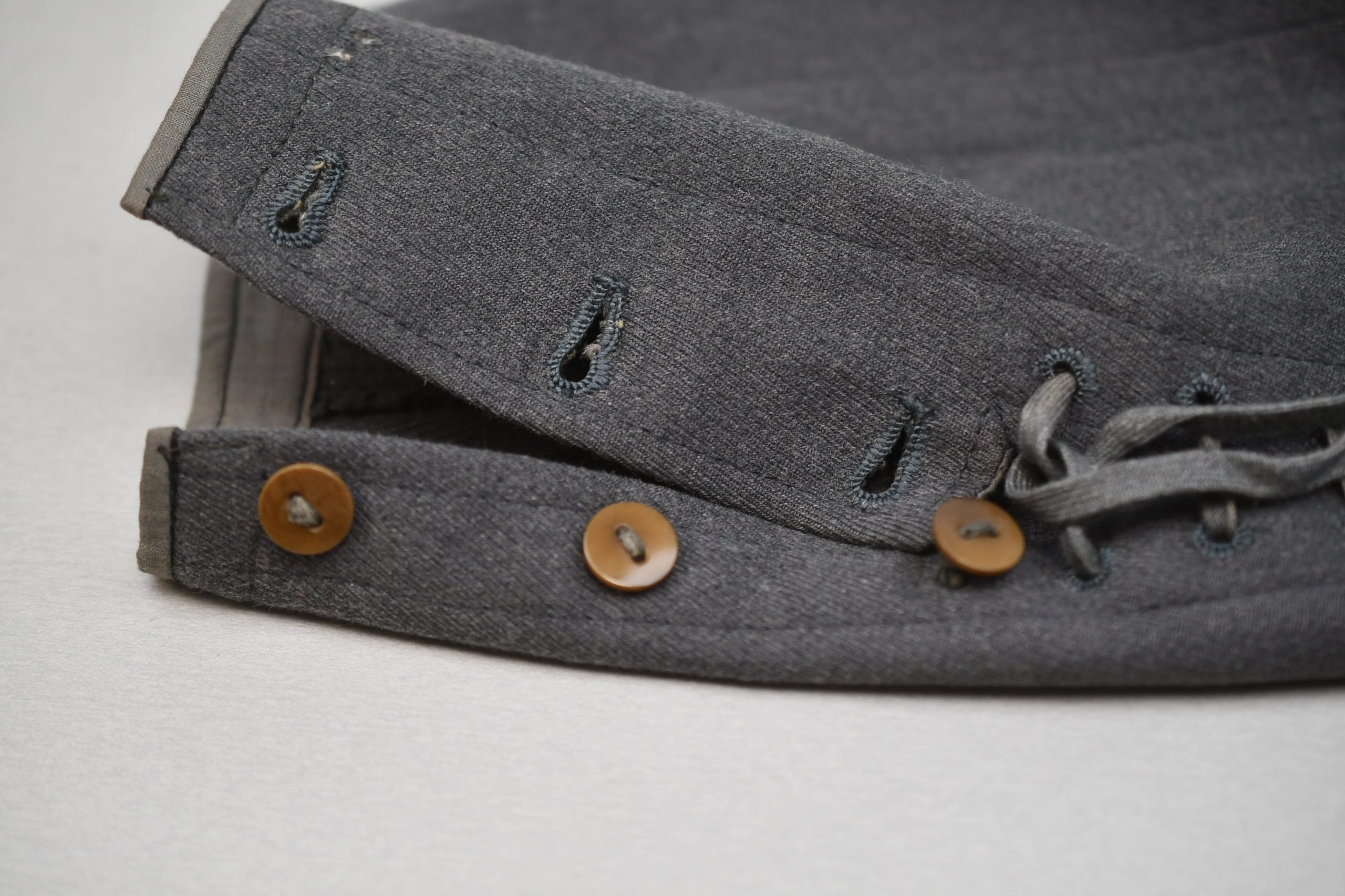 M36 Army – Waffen-SS stone grey officer breeches — image 9