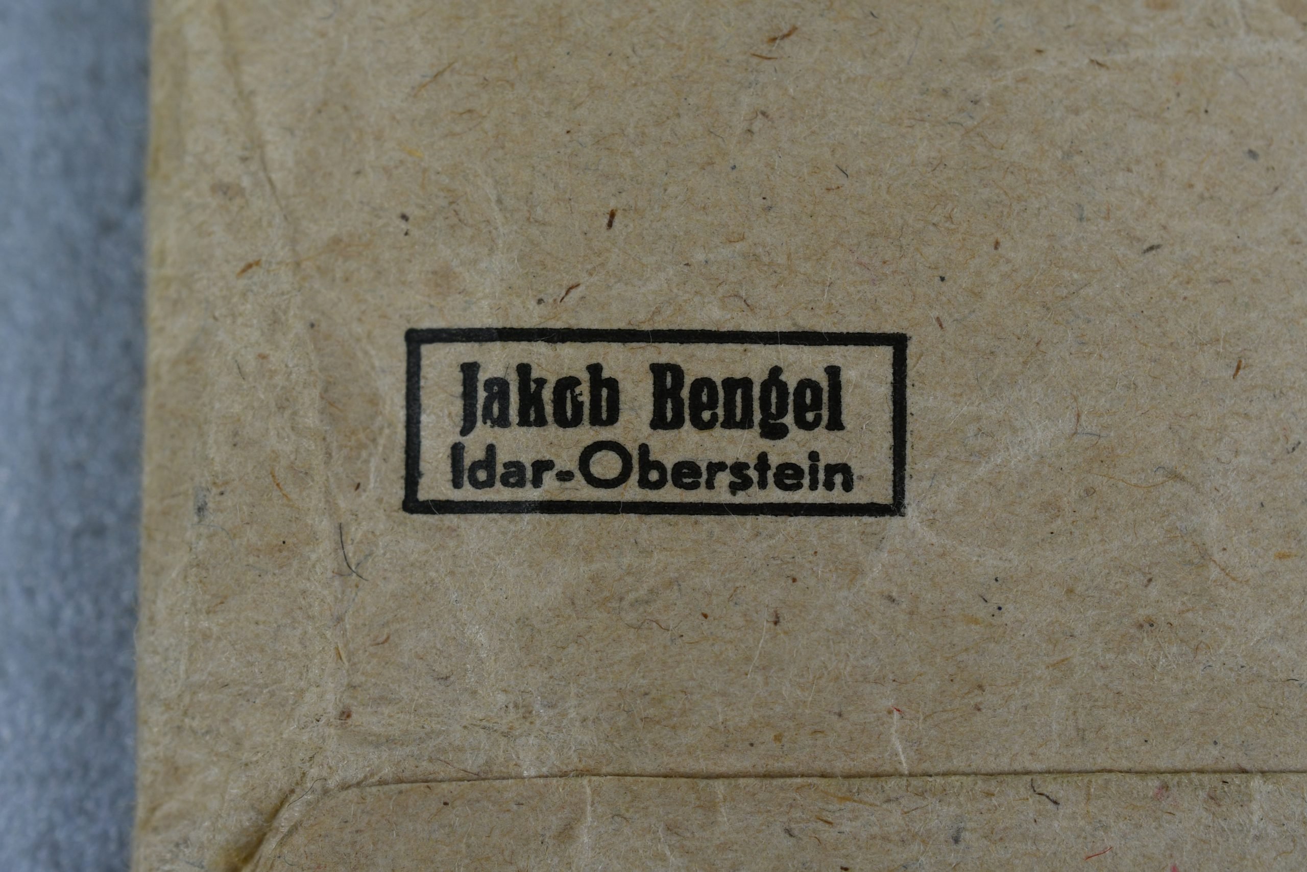 Bronze mother's cross with award envelope by Jakob Bengel — image 6