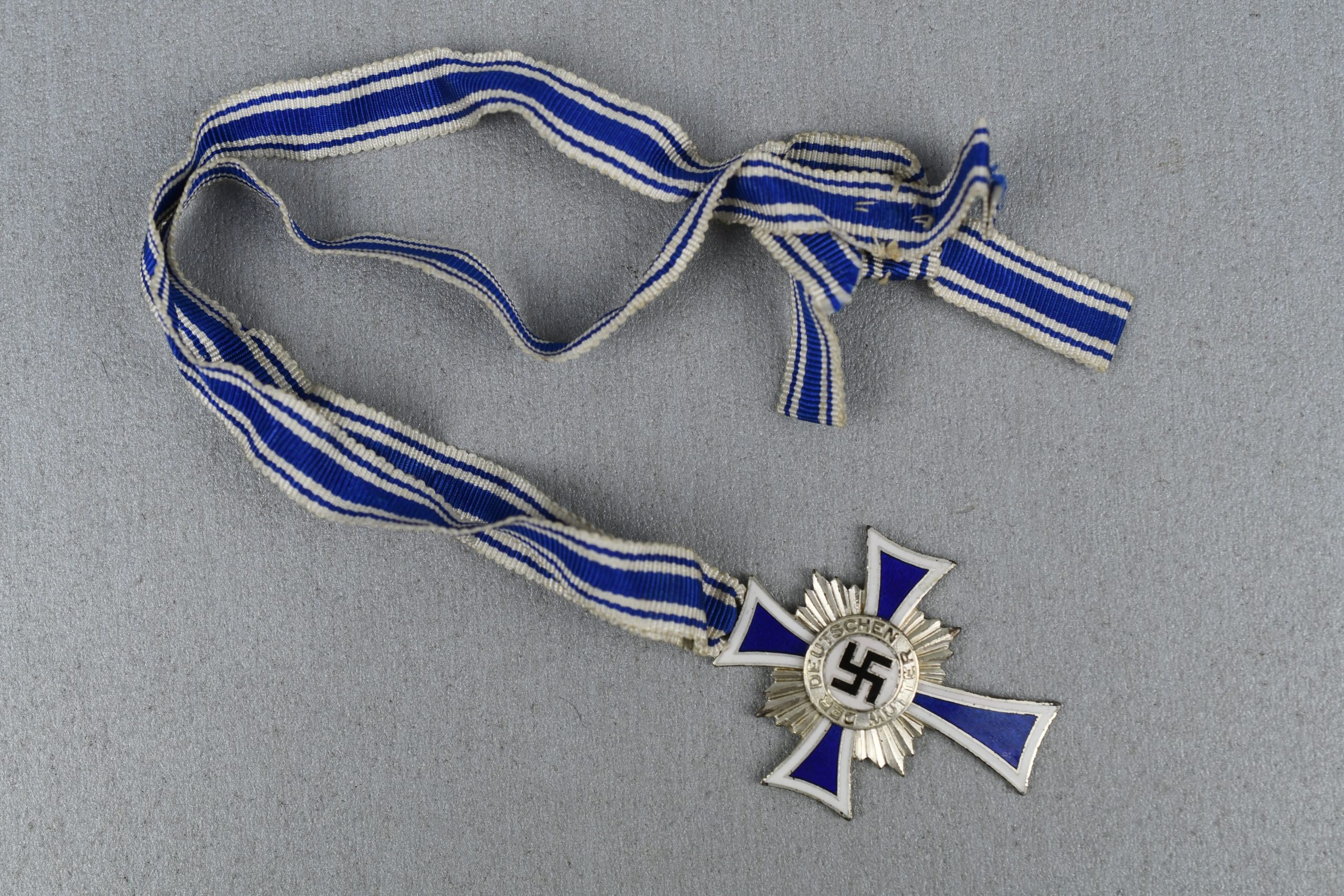 Silver mother's cross 1938 — image 3