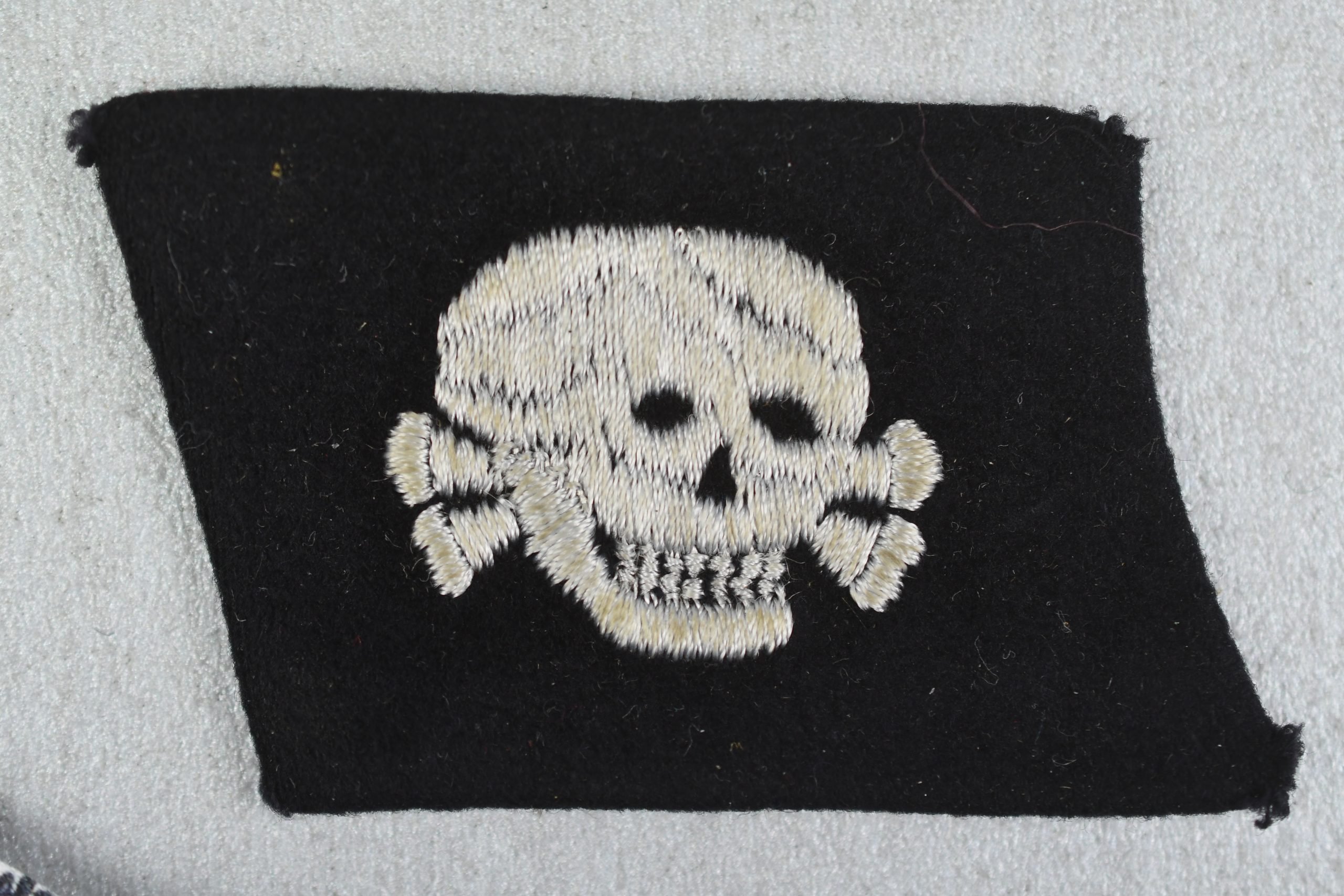 Waffen-SS 3rd Panzer Division 'Totenkopf' collar tab — image 2