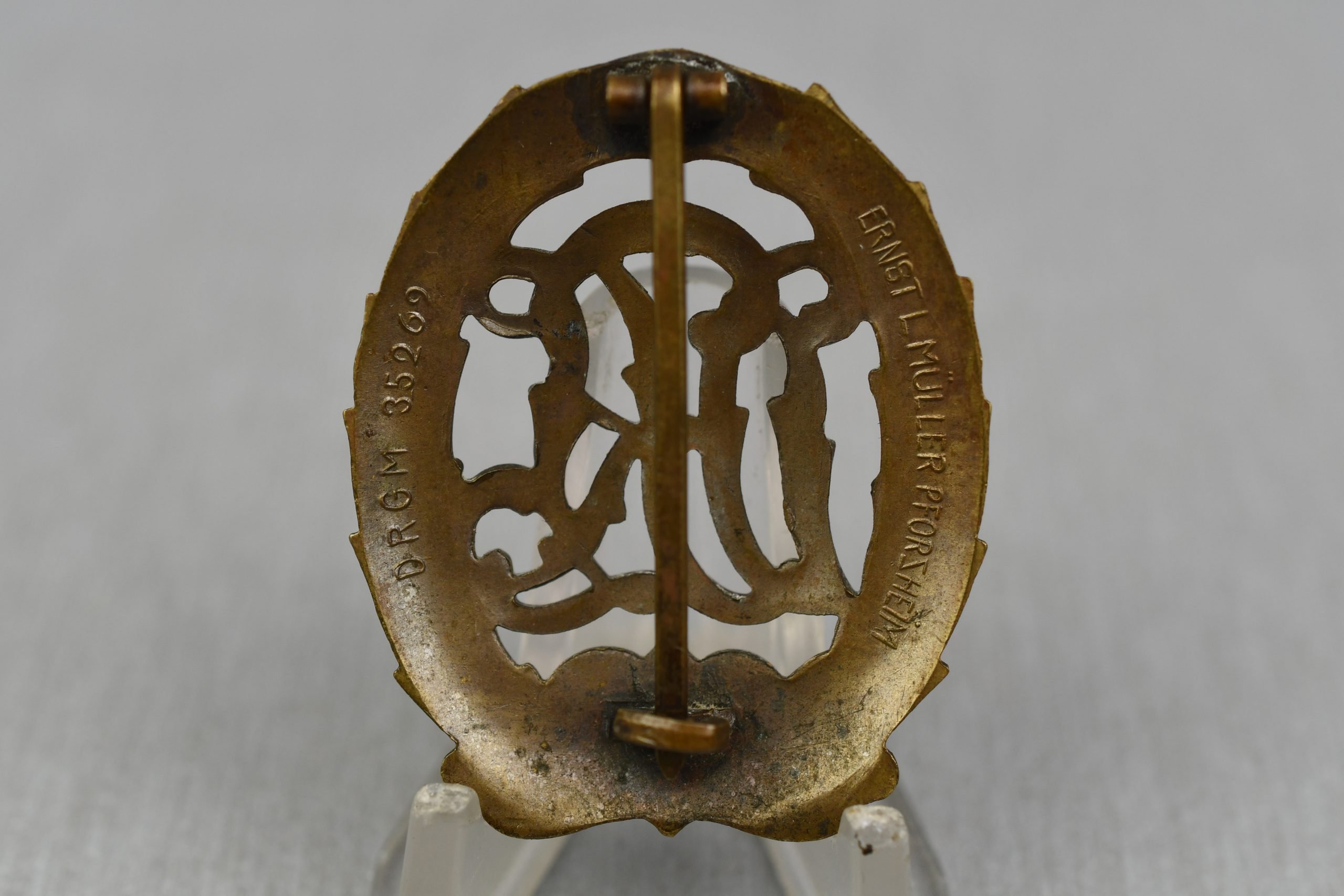 Bronze DRL sport badge by Ernst L. Müller — image 2