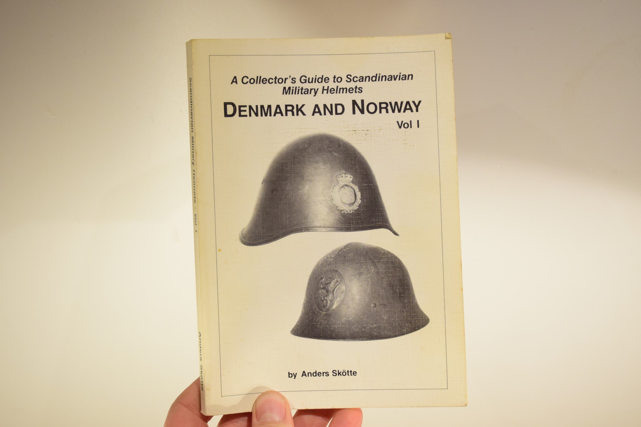 M40 Norwegian reissued steel helmet ET64 with camouflage net — image 22