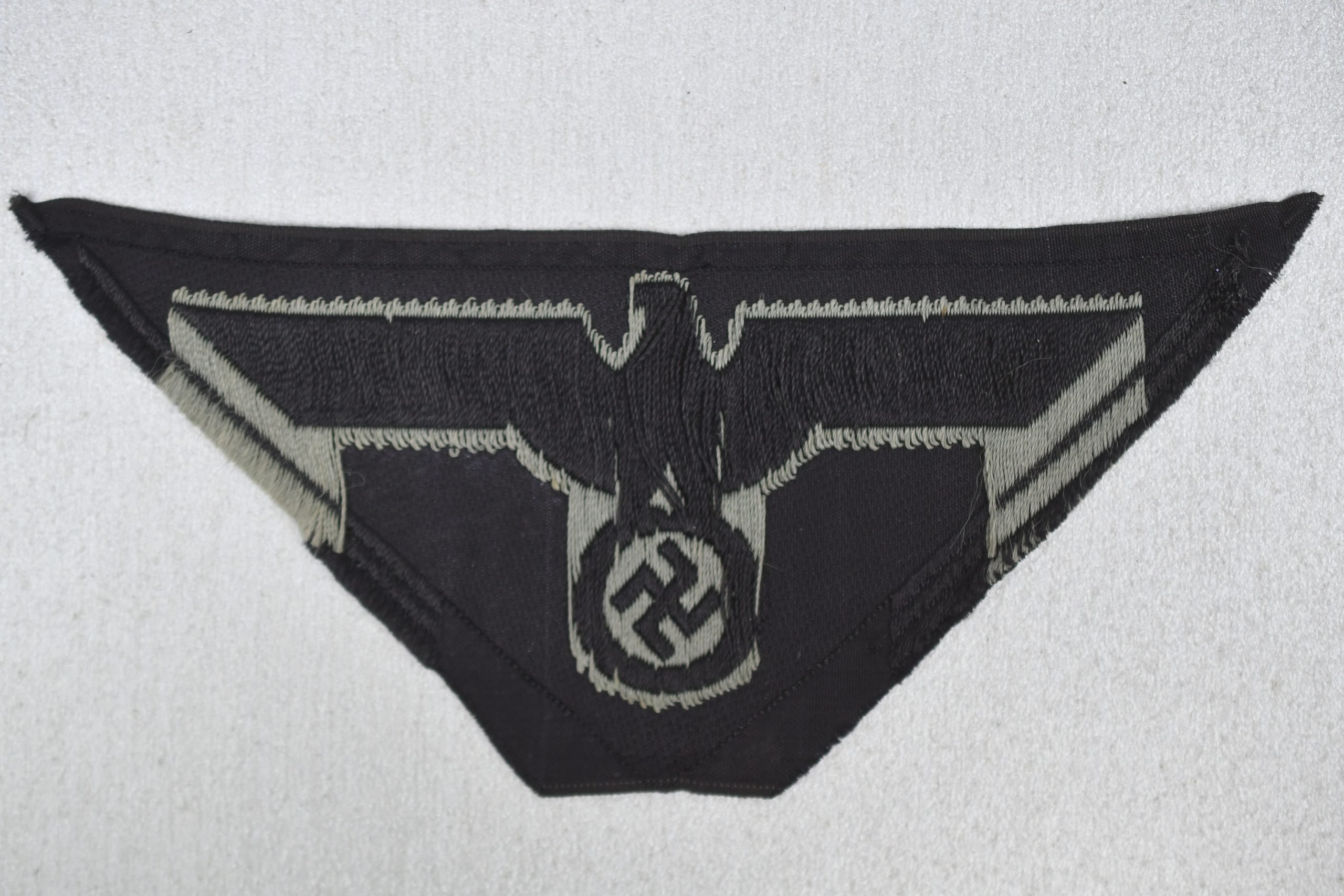 M44 army (Heer) black 'BeVo' panzer breast eagle — image 2