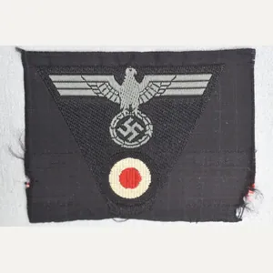 M43 army (Heer) black Panzer 'BeVo' trapezoid cap insignia