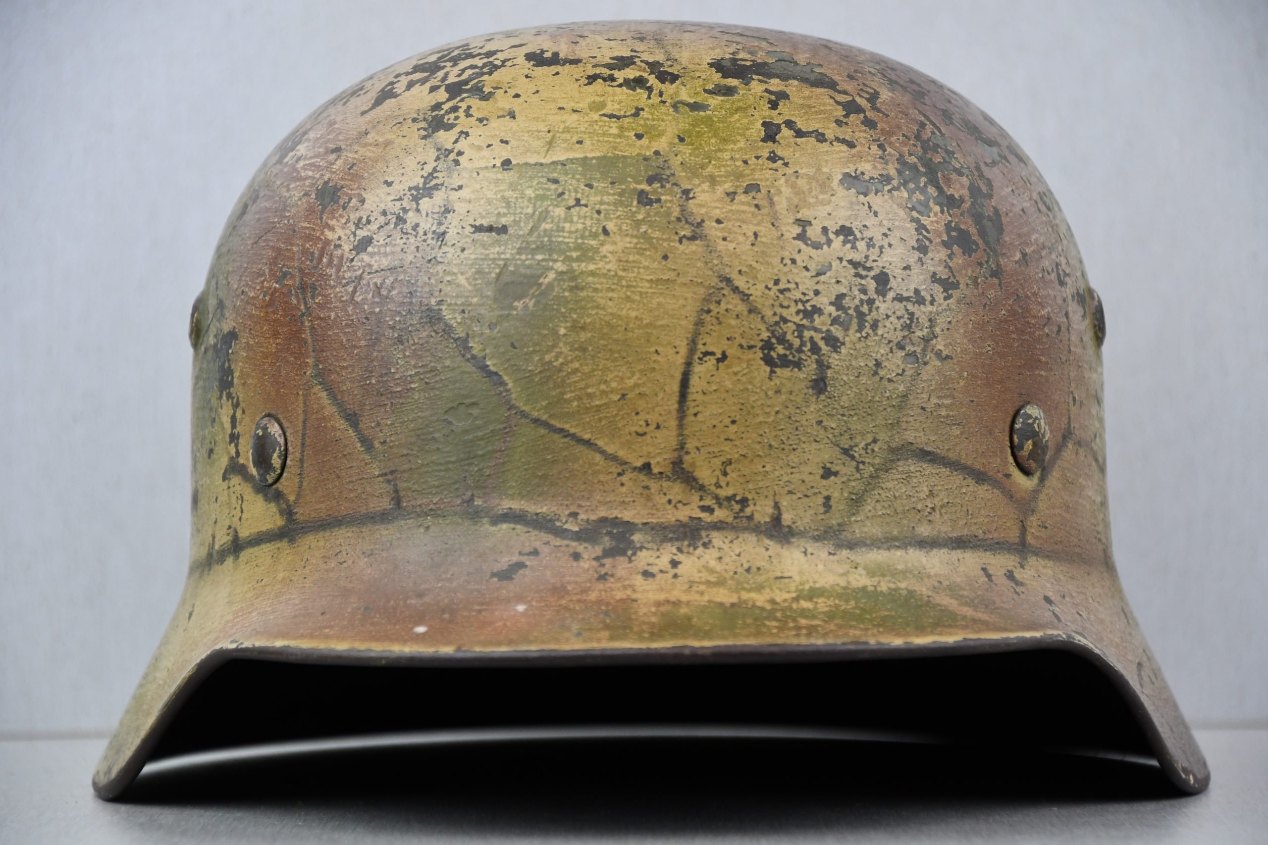 M35 army (Heer) double decal three tone 'Normandy' ex-chicken wire camouflage helmet Q66 — image 3