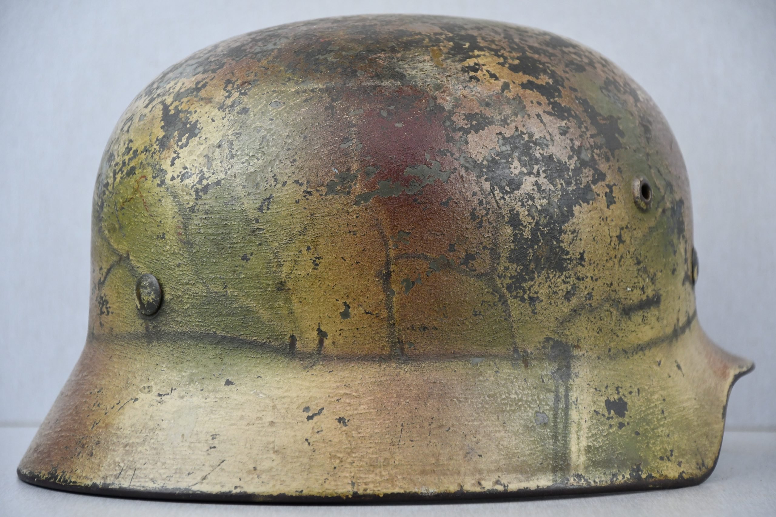 M35 army (Heer) double decal three tone 'Normandy' ex-chicken wire camouflage helmet Q66 — image 6