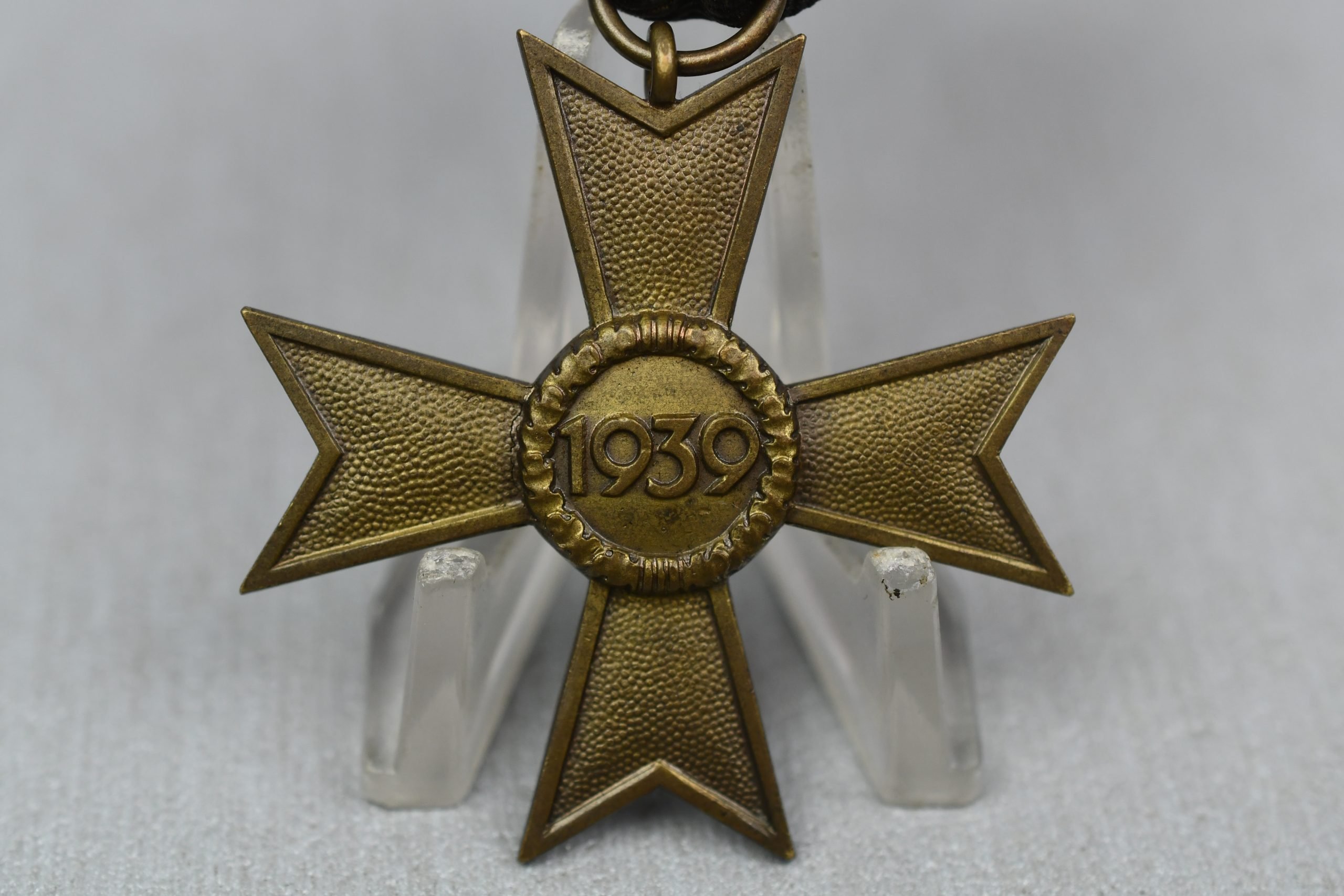 War Merit Cross 1939 with without swords — image 2