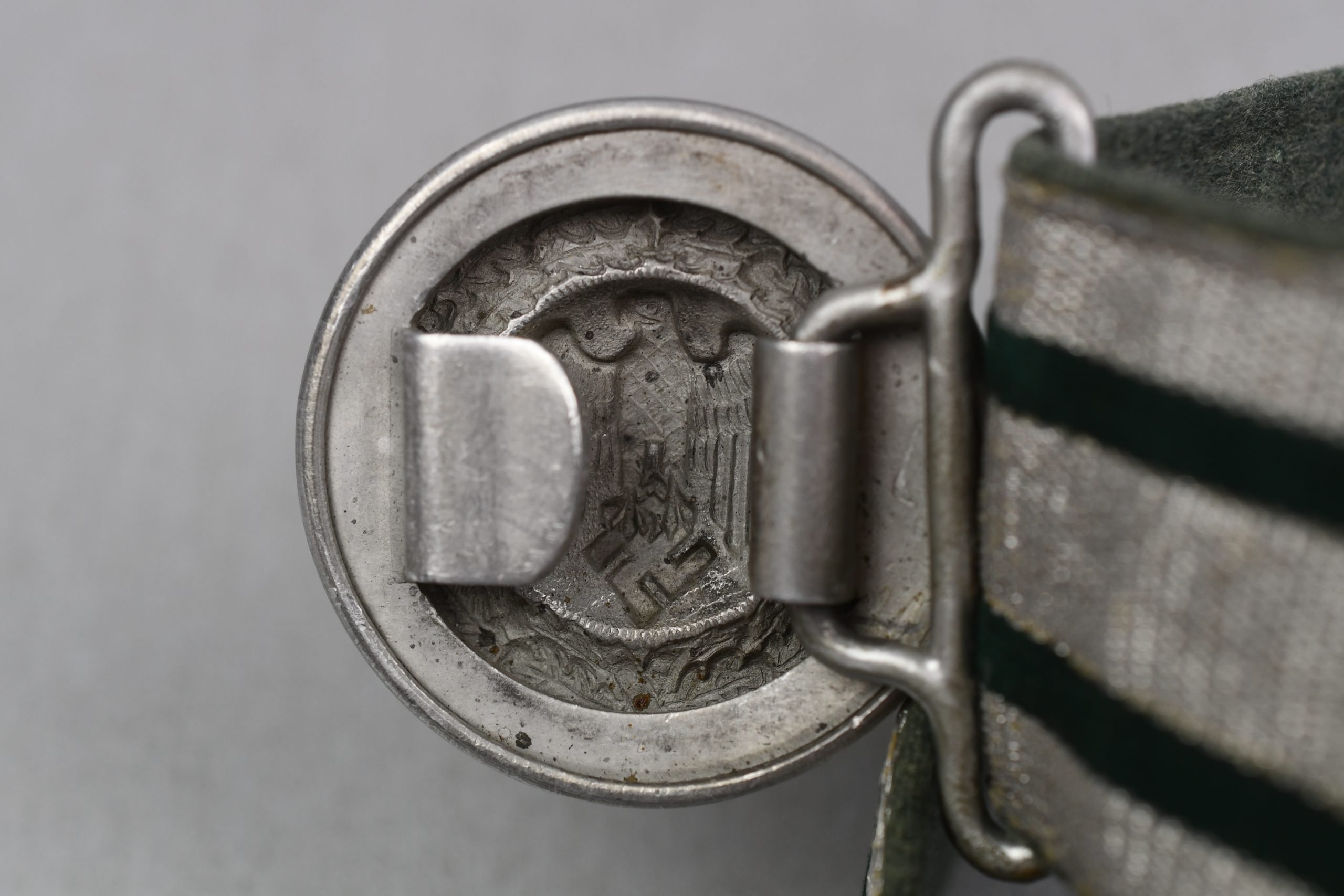 Army (Heer) officer dress belt 'Feldbinde'with 'Adjutantenschnur' aiguillette in box — image 10