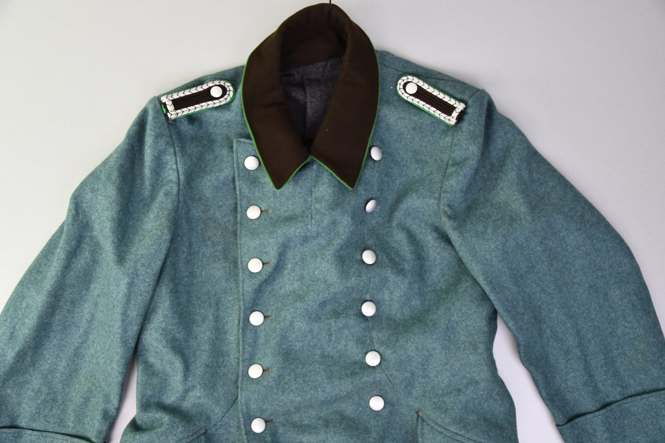 MINT German 'Schutzpolizei' greatcoat for Oberwachtmeister 1943 — image 2