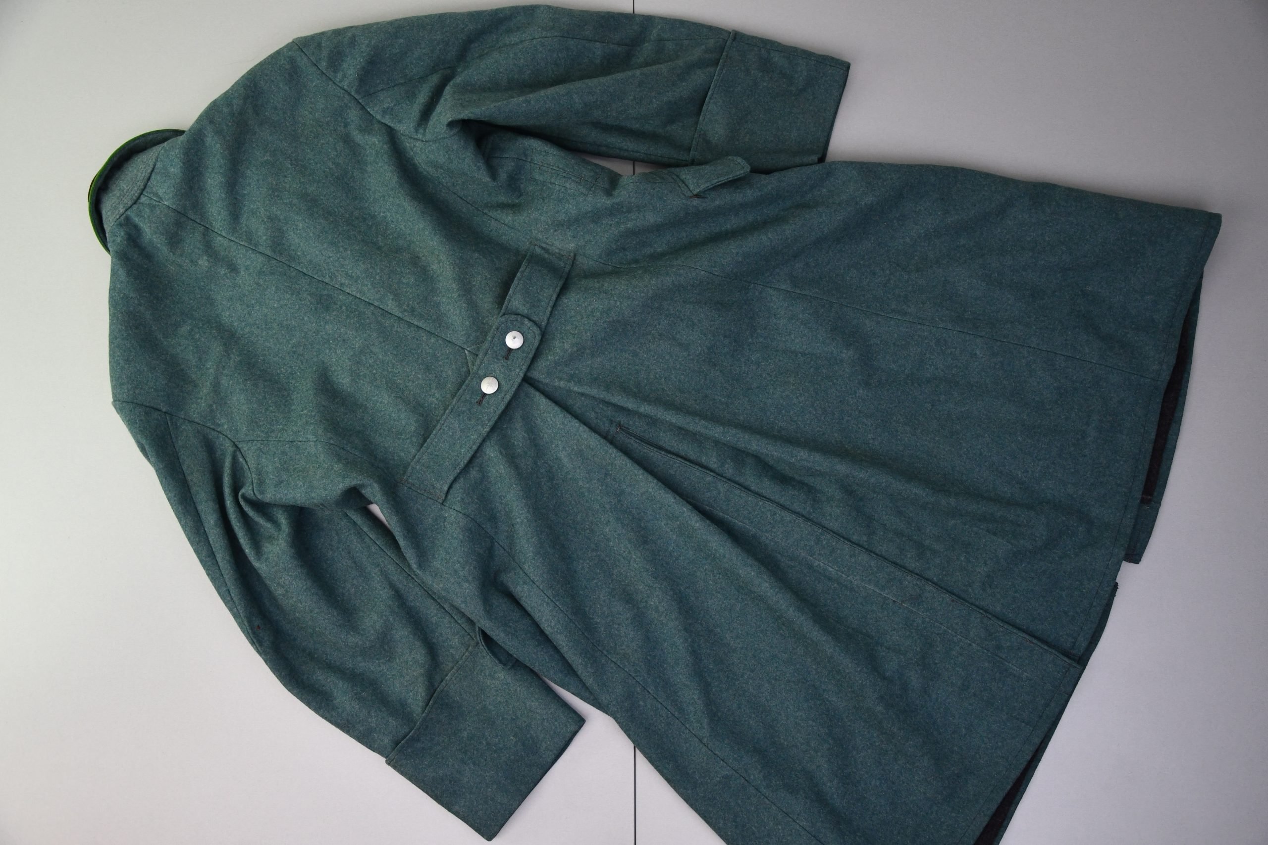 MINT German 'Schutzpolizei' greatcoat for Oberwachtmeister 1943 — image 4