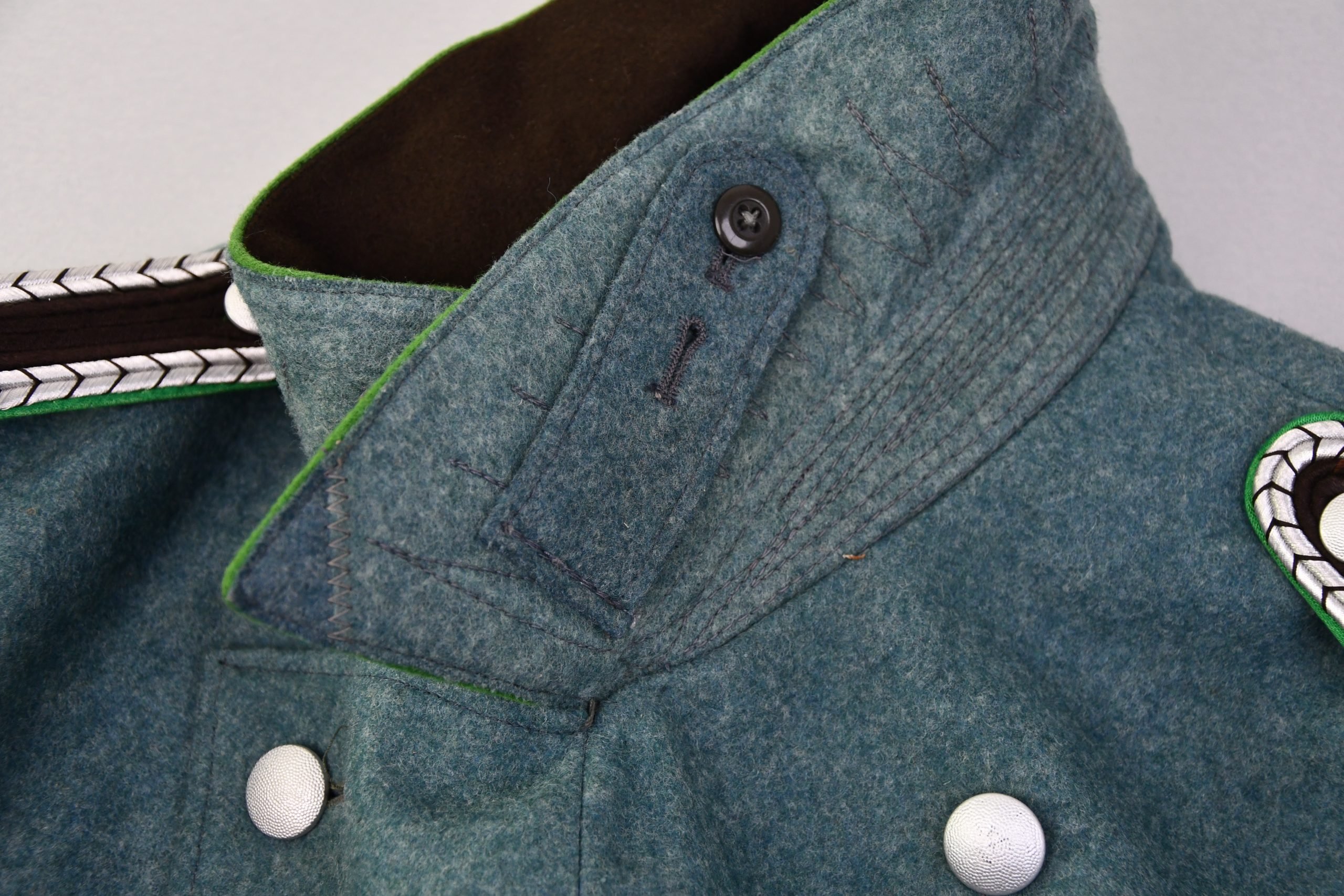 MINT German 'Schutzpolizei' greatcoat for Oberwachtmeister 1943 — image 6