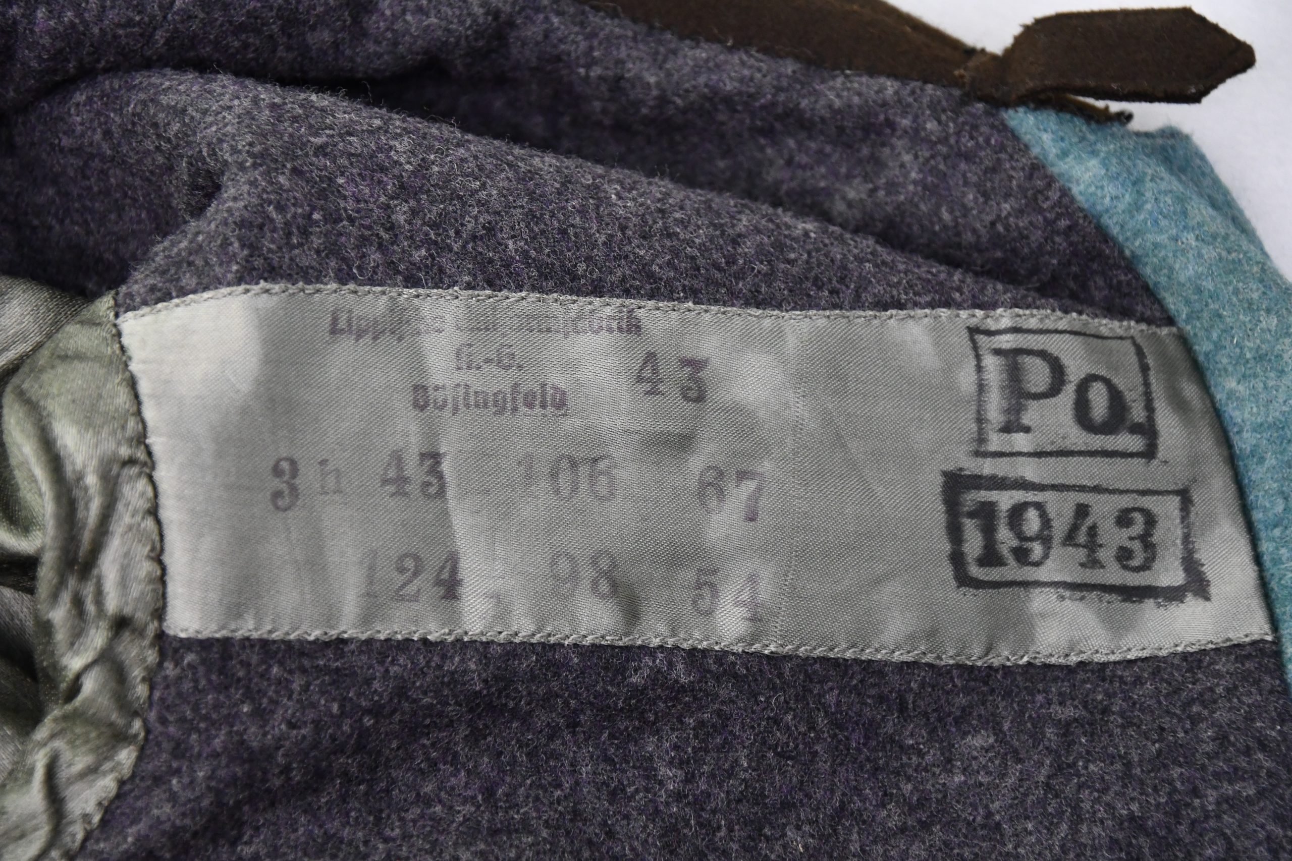 MINT German 'Schutzpolizei' greatcoat for Oberwachtmeister 1943 — image 9