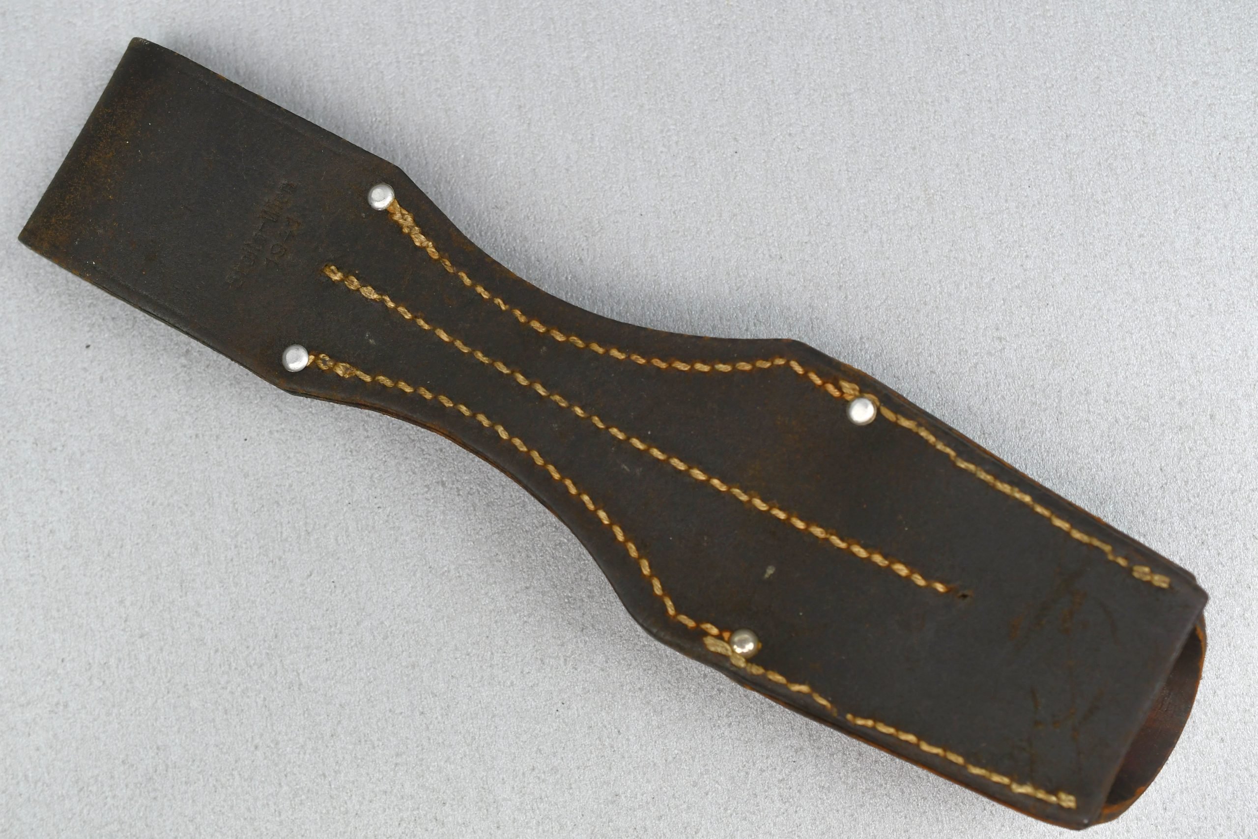 Wehrmacht leather K98 bayonet frog by Stolla Wien 1941 — image 2