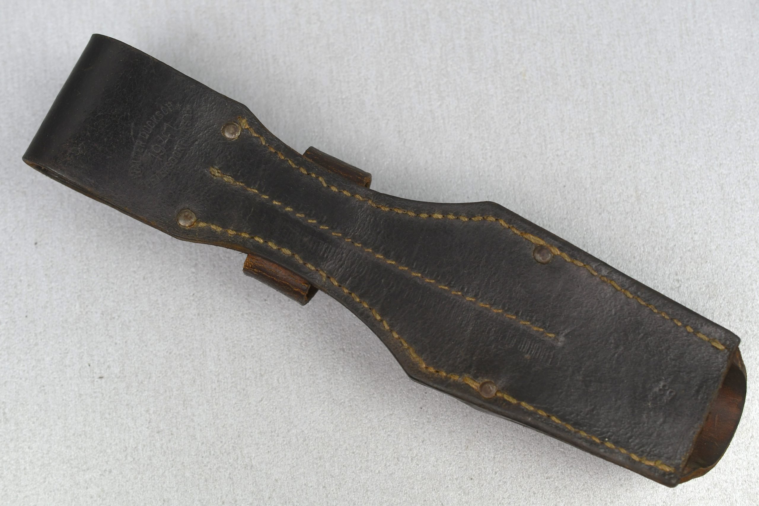 Wehrmacht leather K98 bayonet frog by Walter Ducksch 1941 — image 2