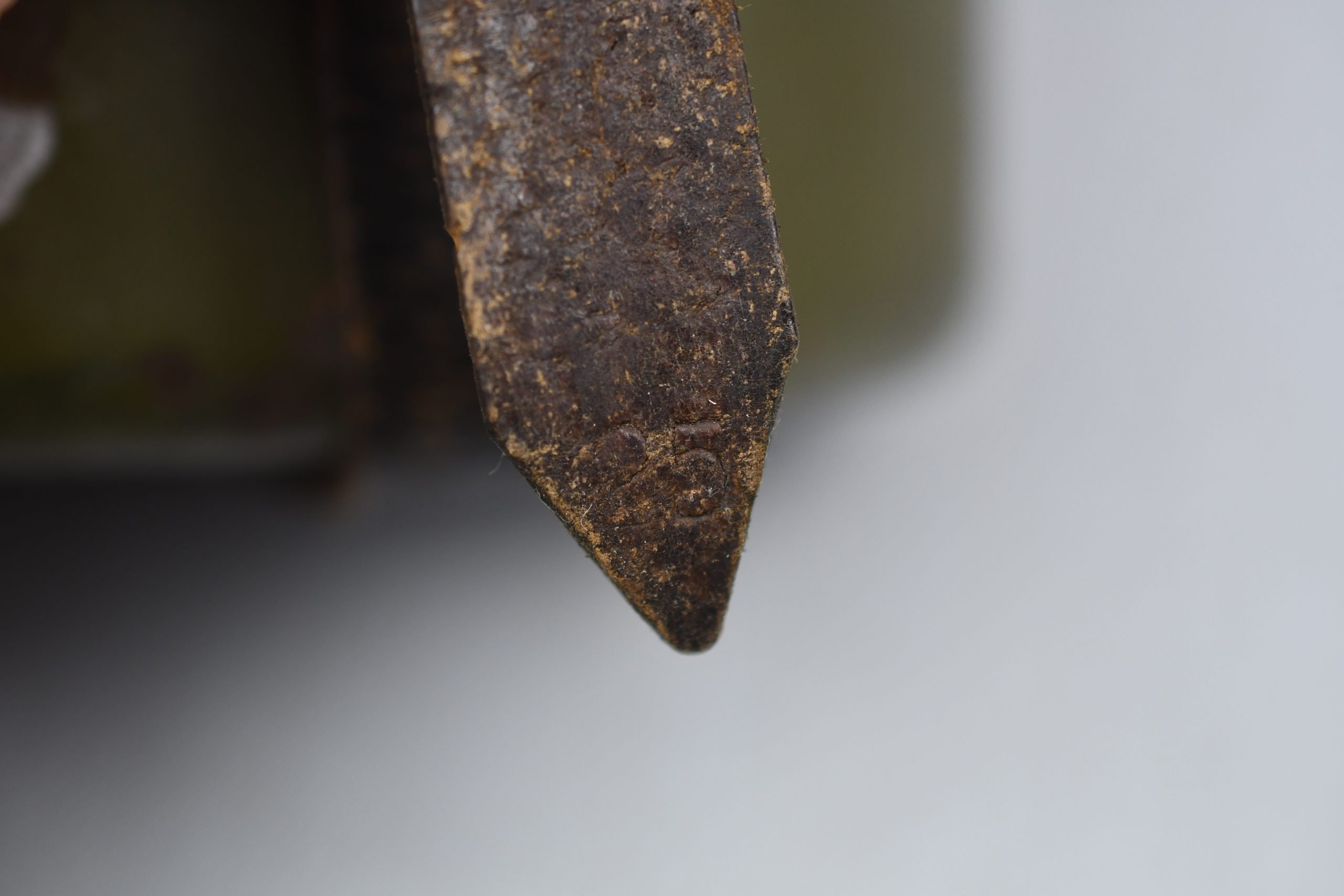 Late war M31 Wehrmacht canteen with rare blue enameled cup by AEMA 1943 — image 4