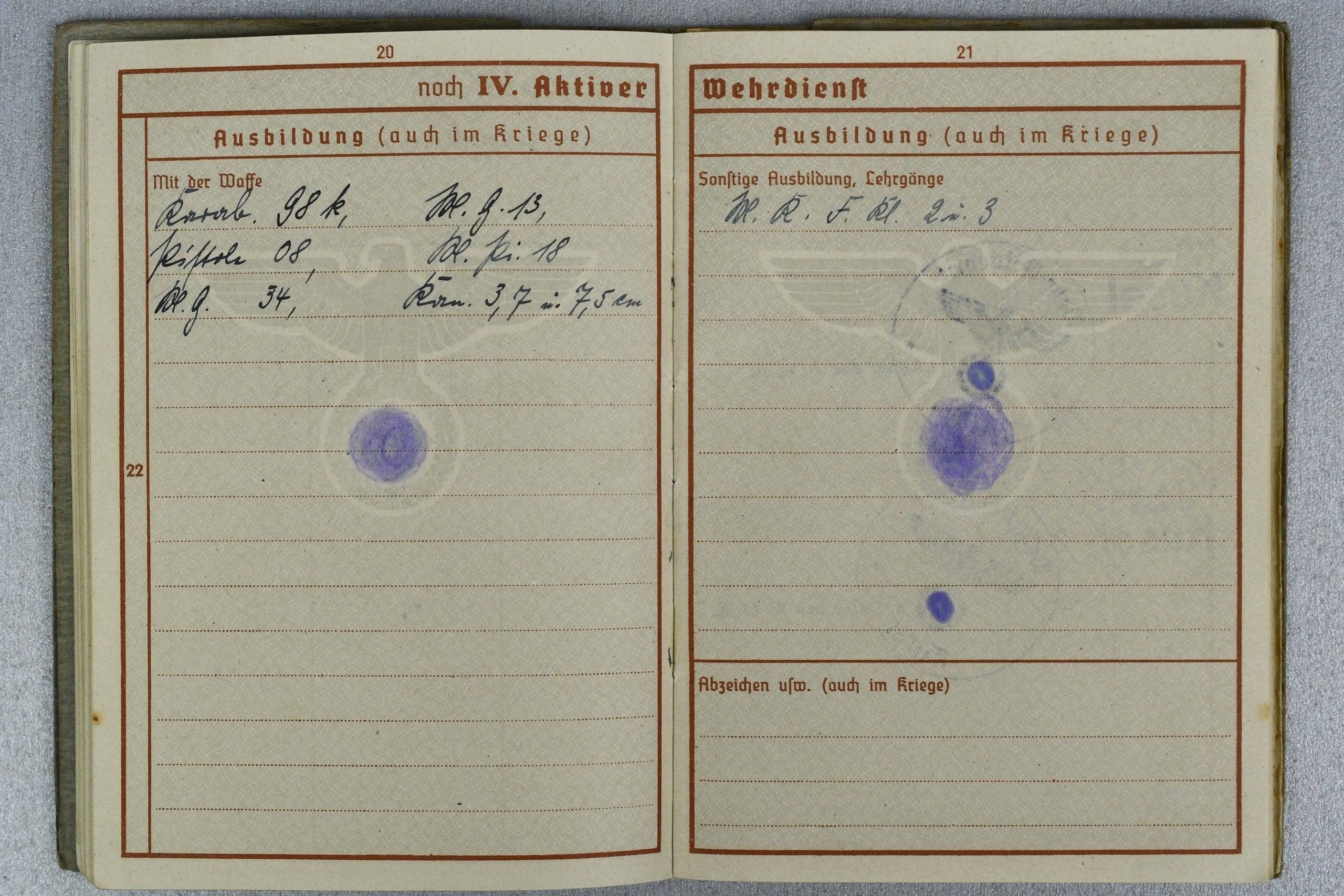 Army (Heer) Werhpass 23. Panzer Division 'Heeres Flak Abteilung 278 (mot.) with many awards and entries — image 7
