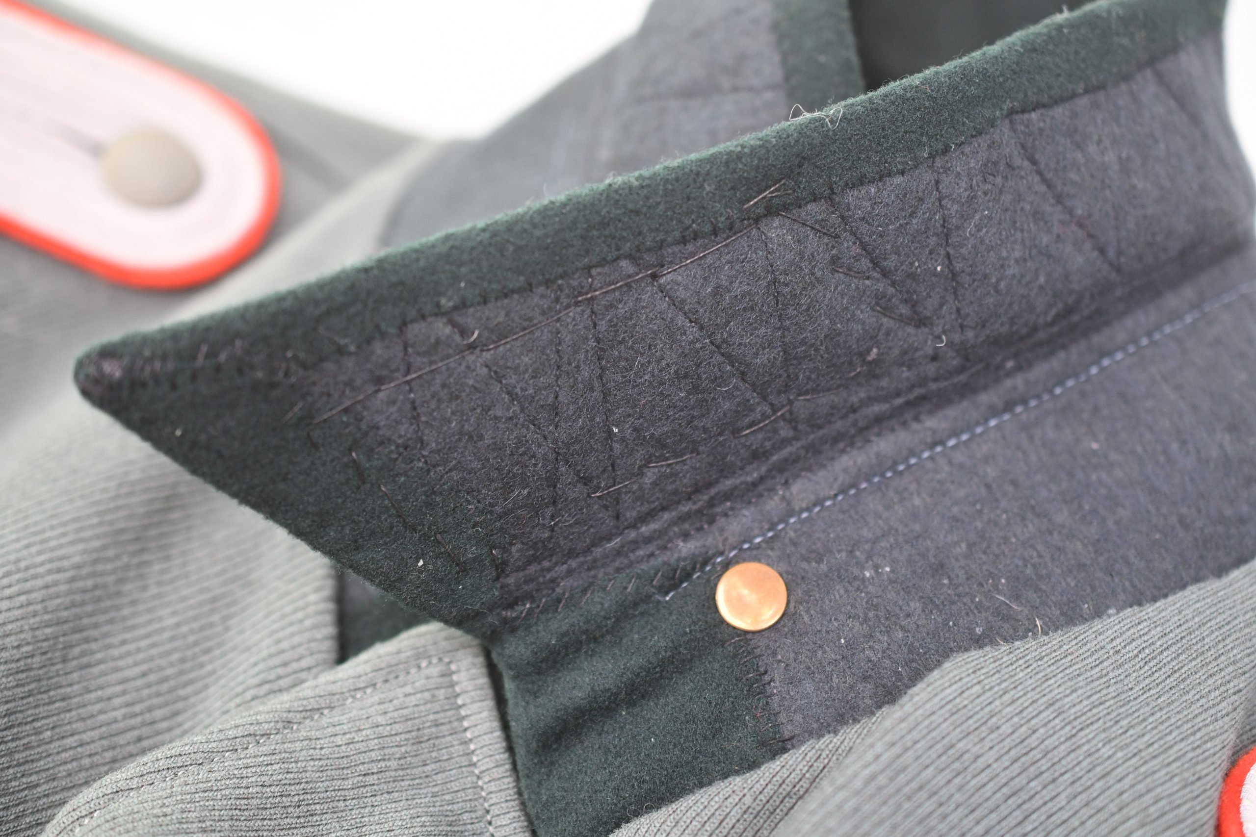 M36 army (Heer) artillery officer tunic for a Leutnant 1943 — image 13