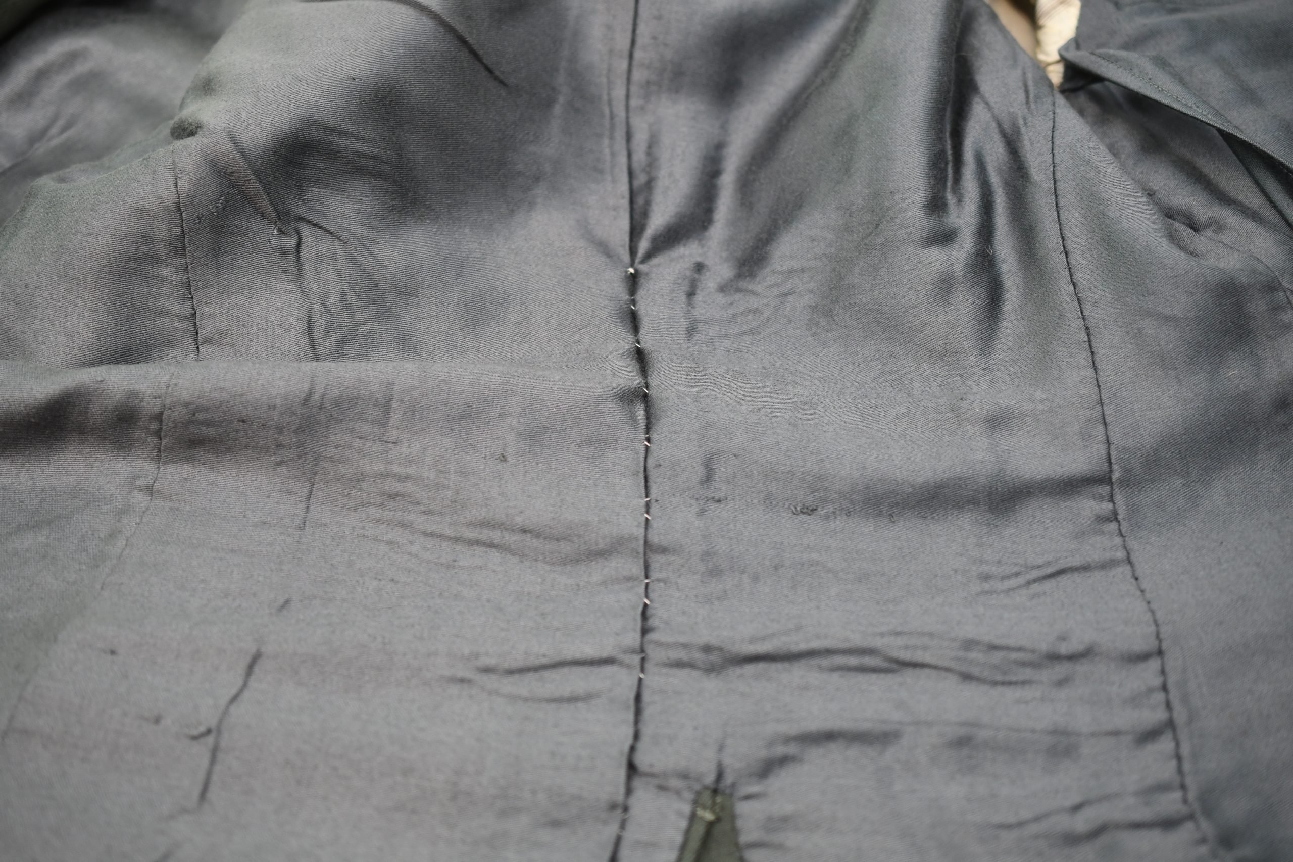 M36 army (Heer) artillery officer tunic for a Leutnant 1943 — image 20