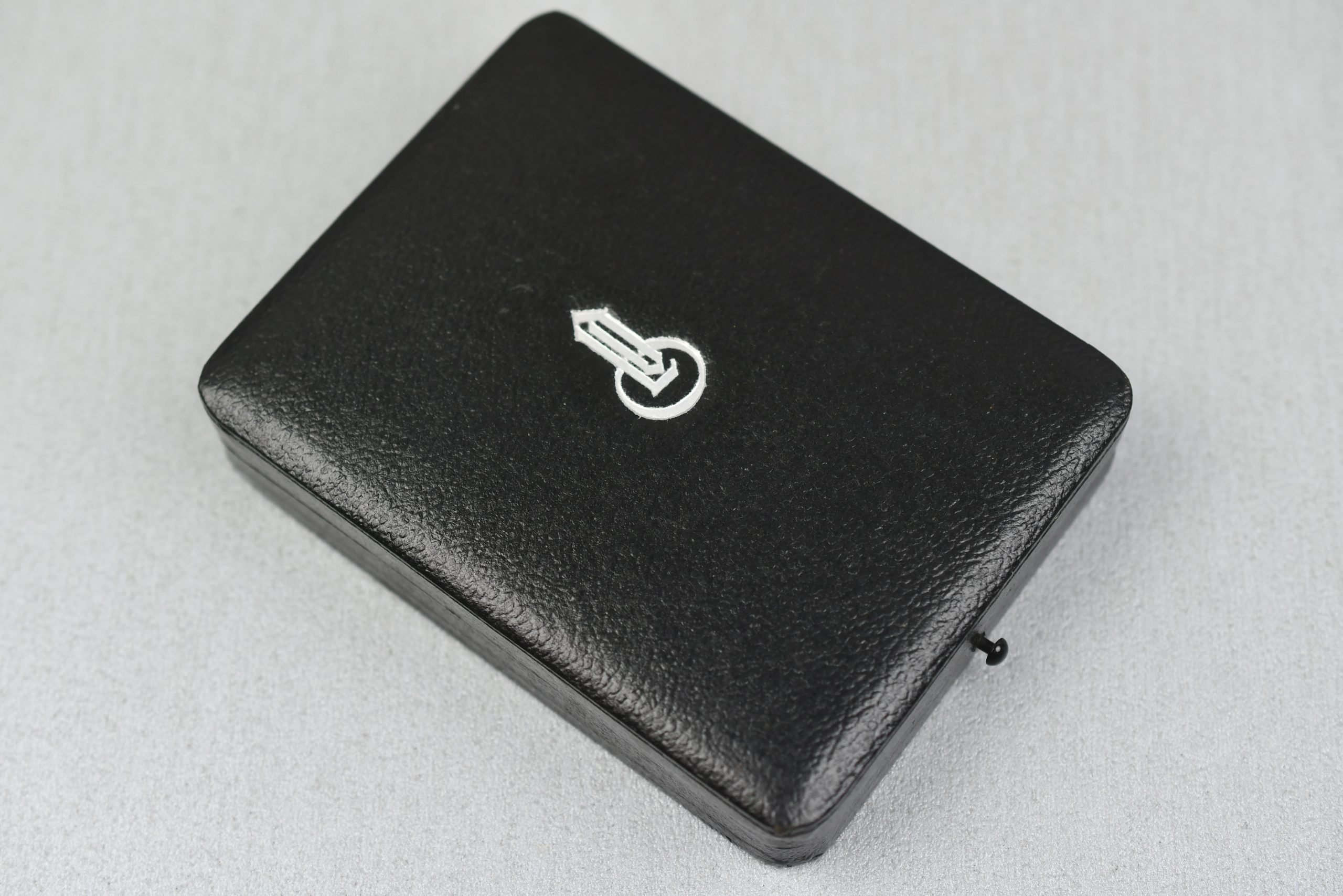 Museum quality reproduction of the German Knight's Cross oak leaves '800' — image 3