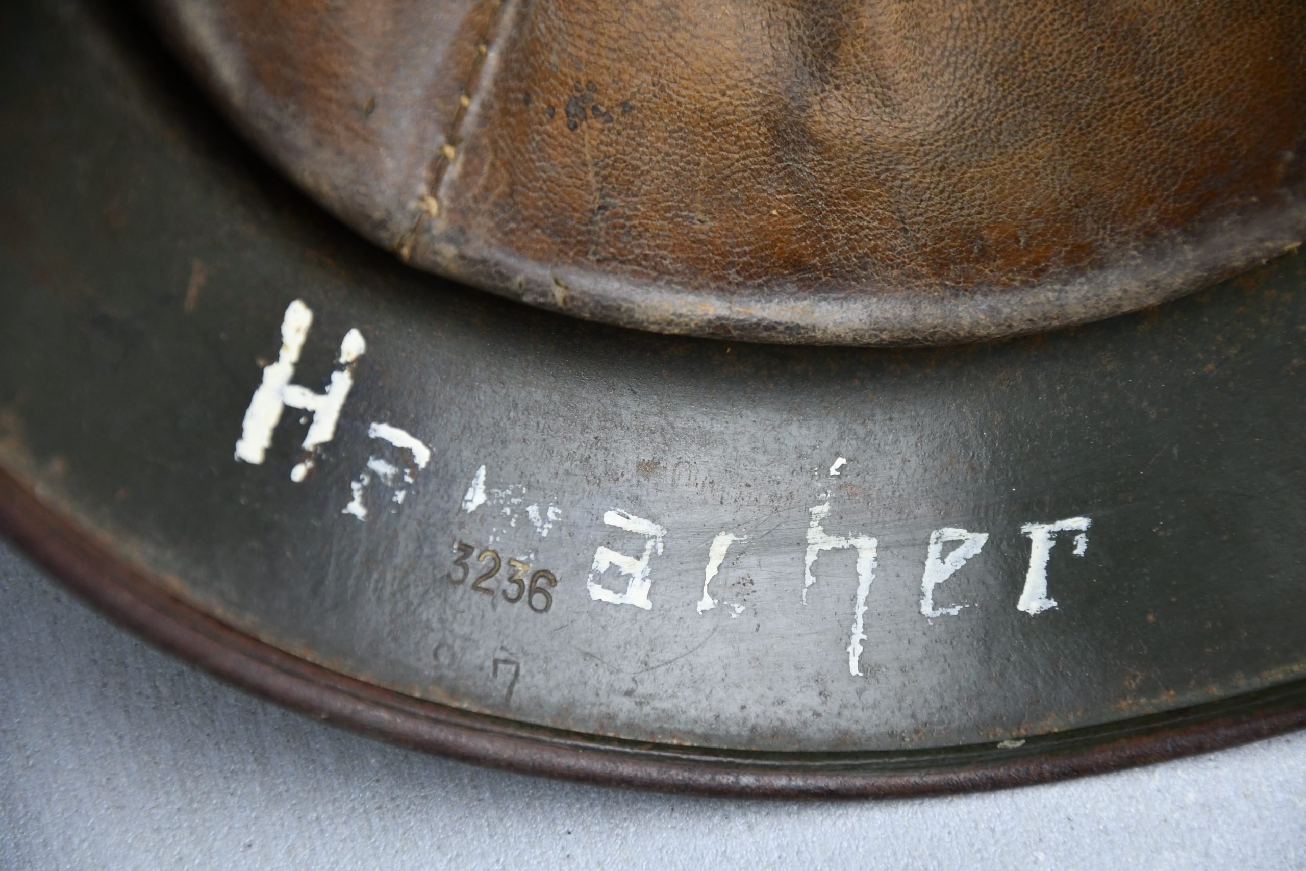 M35 Army (Heer) subtle camouflage helmet SE66 named Hamacher Barthel — image 18