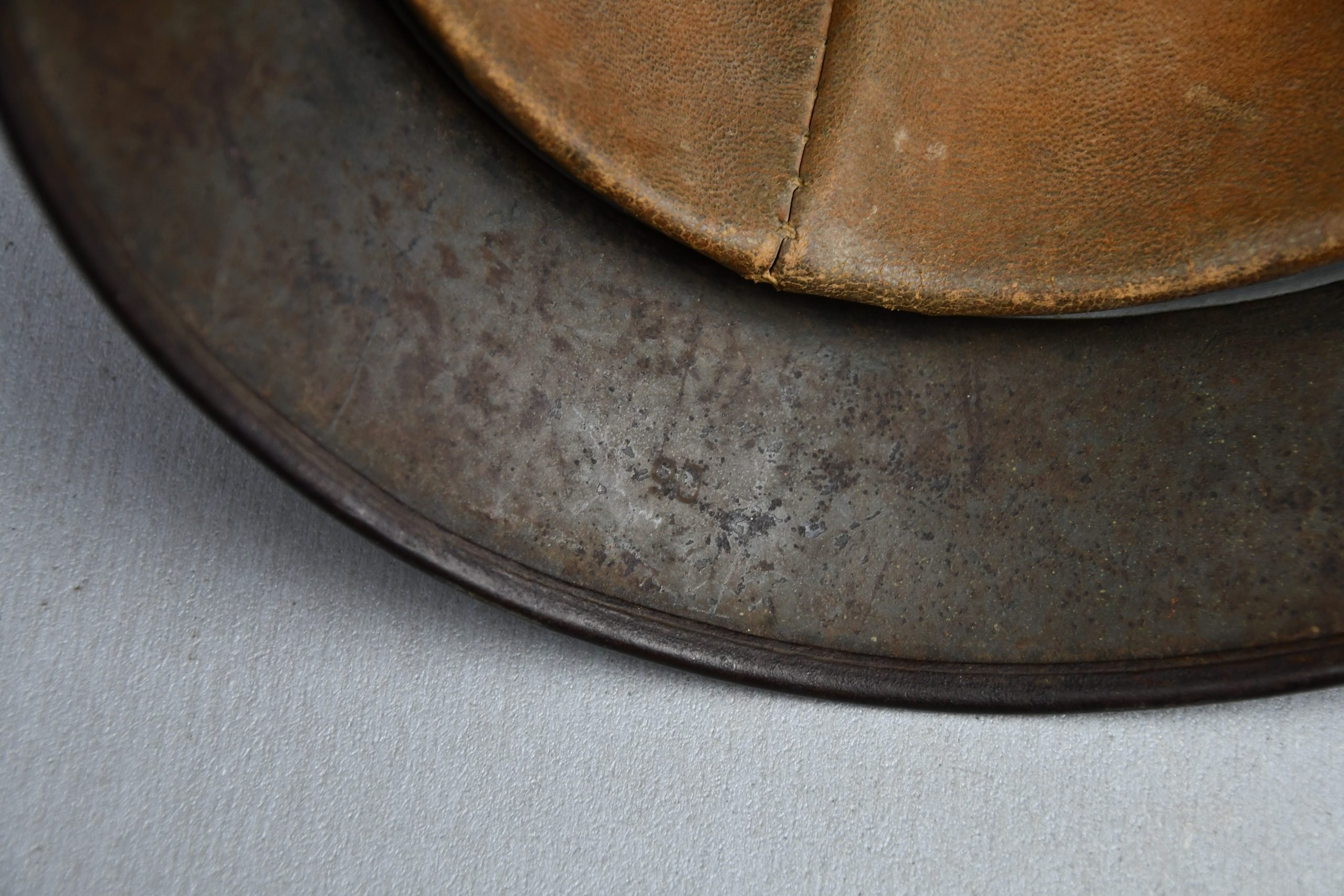 M40 army (Heer) single decal three tone 'Normandy' camouflage helmet SE66 — image 17