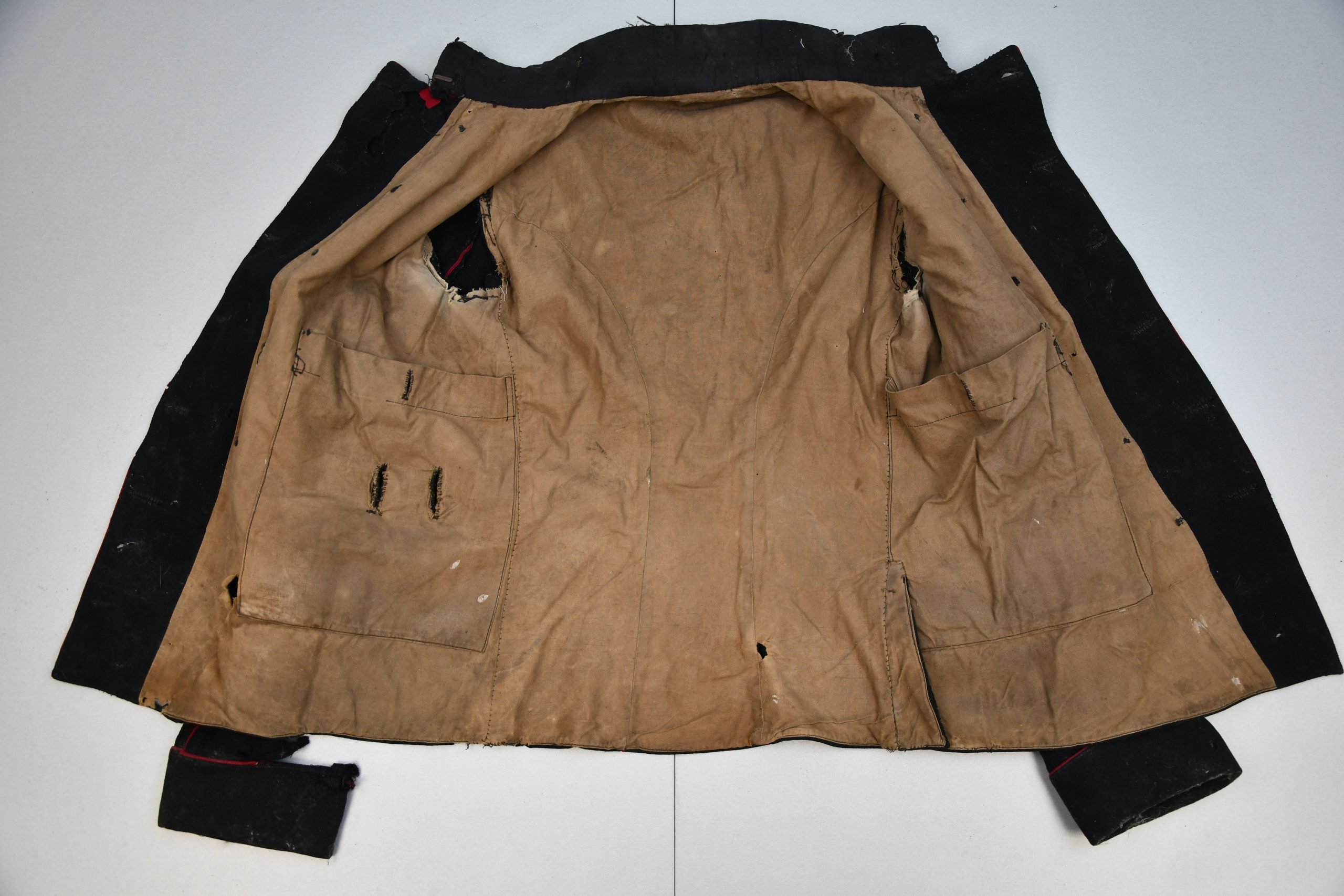 Belgian M1892 Enlisted Men Tunic 1st Regiment of Guides — image 11
