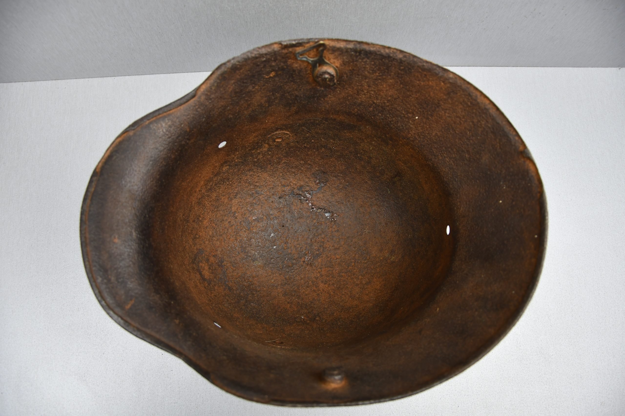 WW1 M16 German steel helmet — image 6