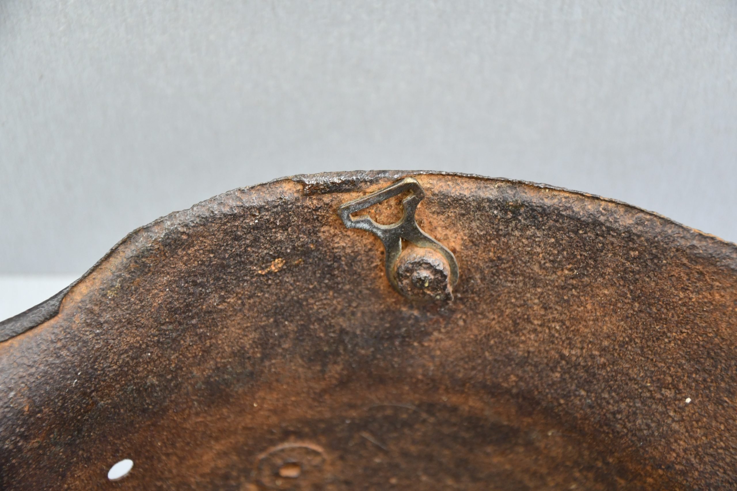 WW1 M16 German steel helmet — image 7