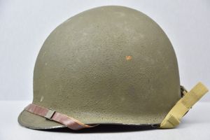 US WW2 M1 front seam fixed bale steel helmet with …