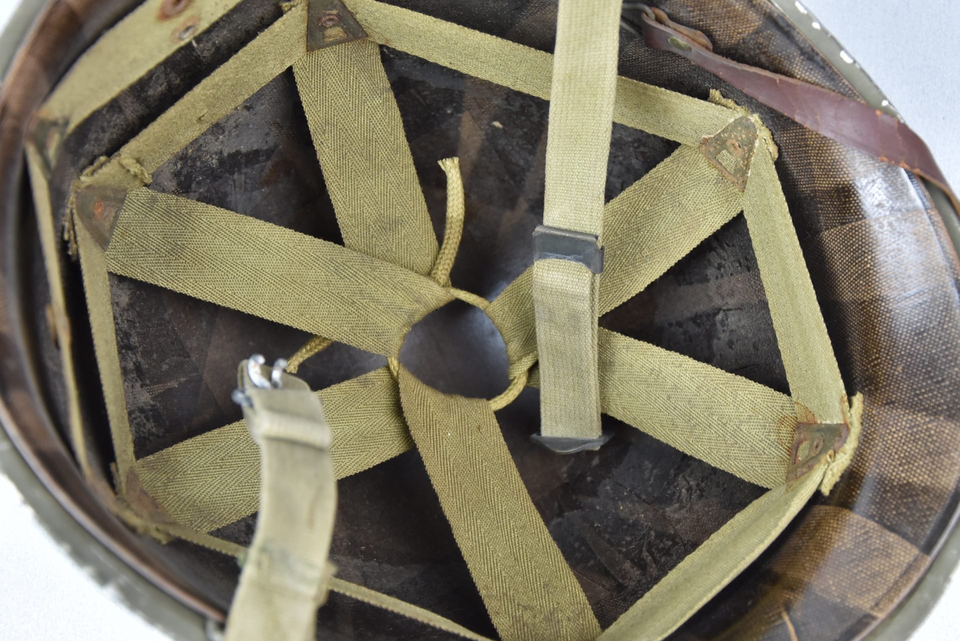 US WW2 M1 front seam fixed bale steel helmet with liner by Westinghouse — image 8