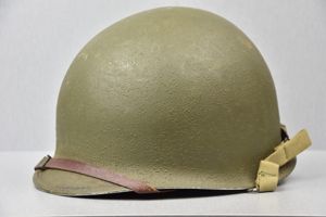 US WW2 M1 front seam swivel bale steel helmet with …