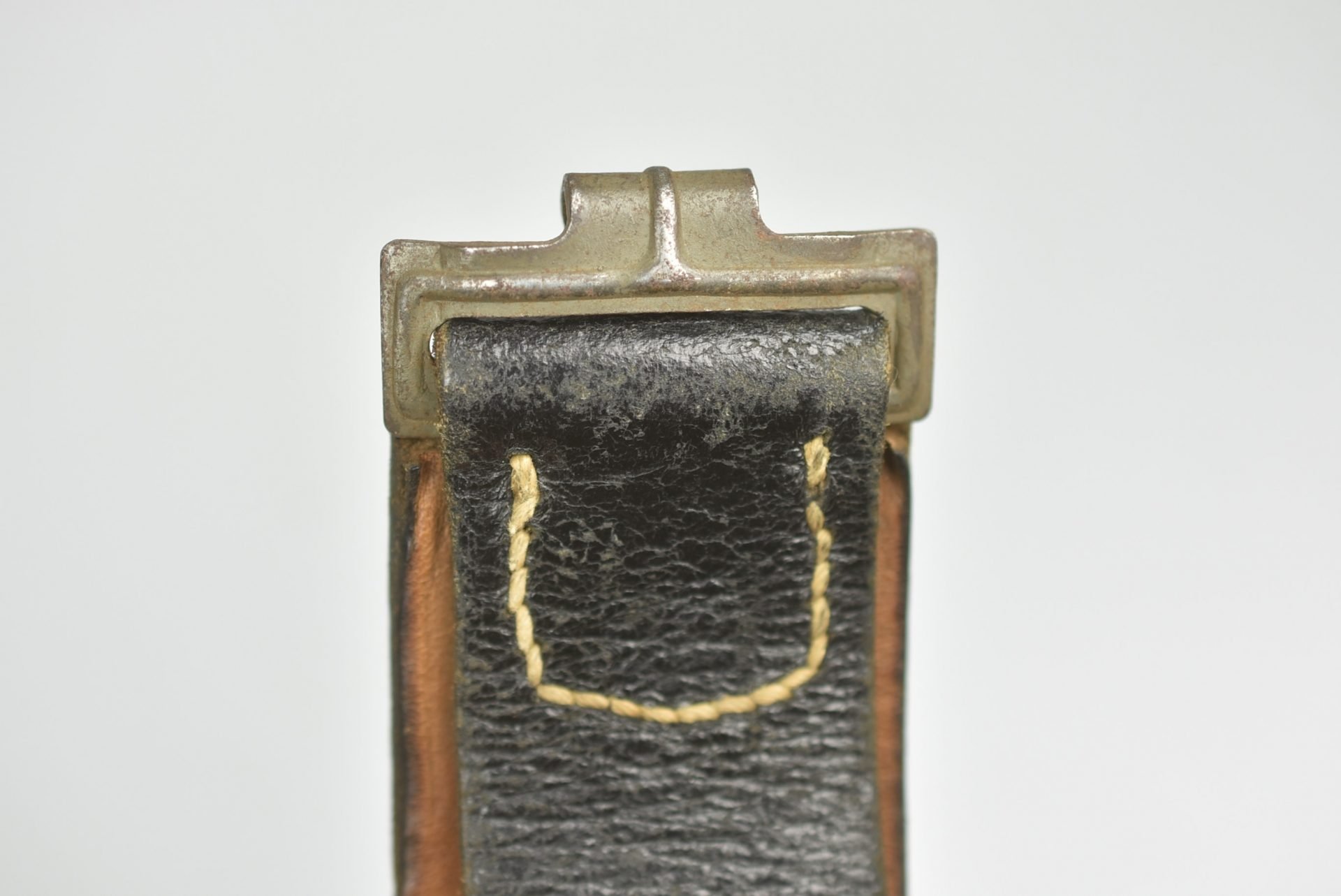 Late war Wehrmacht/Waffen-SS leather equipment belt with RBNr. — image 8