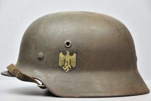 M40 army (Heer) single decal steel helmet ET64