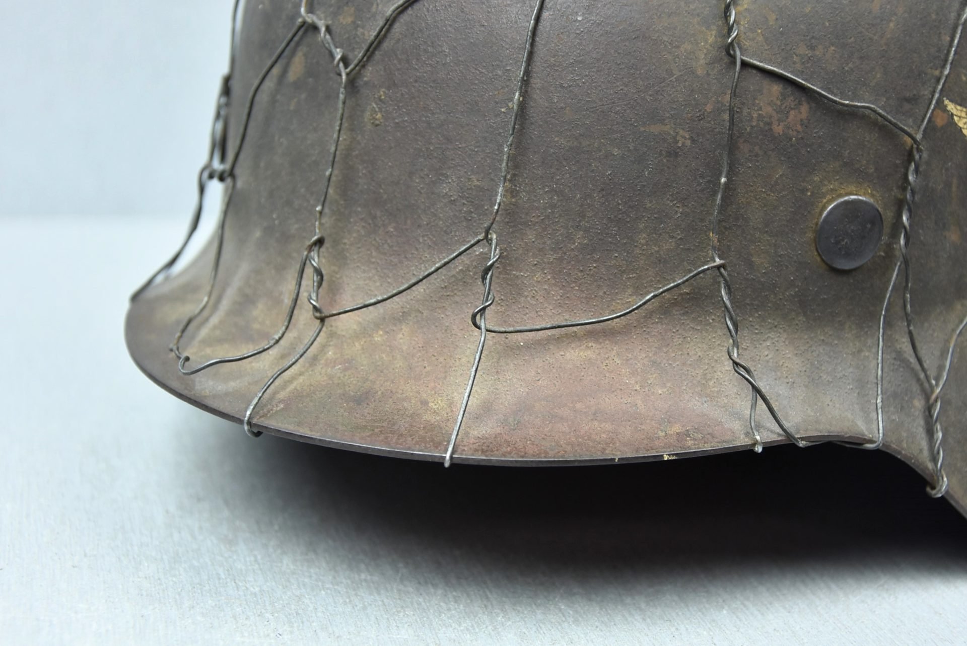 M42 Luftwaffe single decal two tone camoulfage full basket chicken wire helmet ET64 — image 13