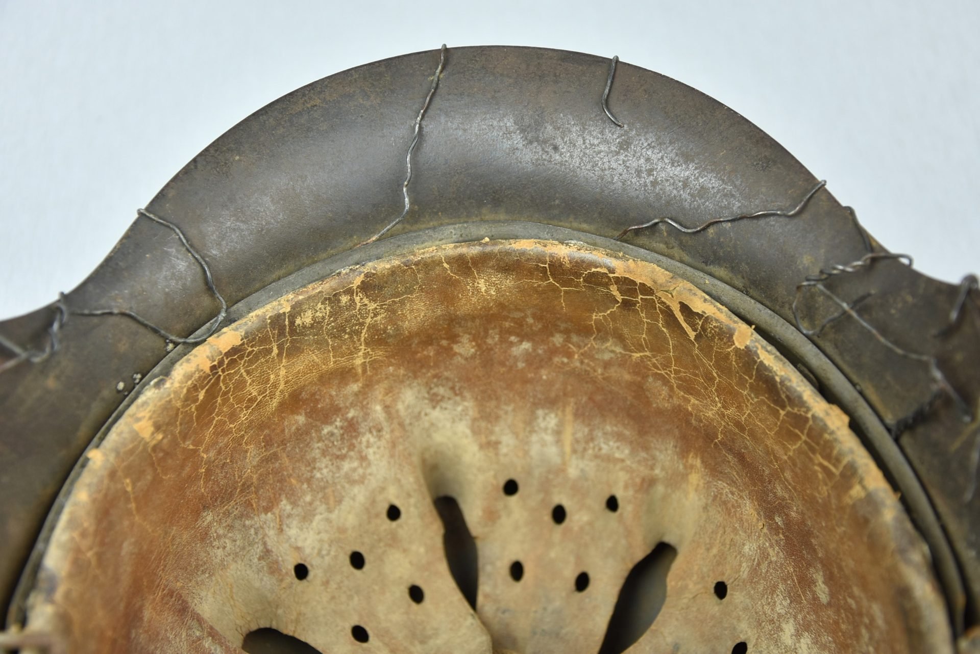 M42 Luftwaffe single decal two tone camoulfage full basket chicken wire helmet ET64 — image 17