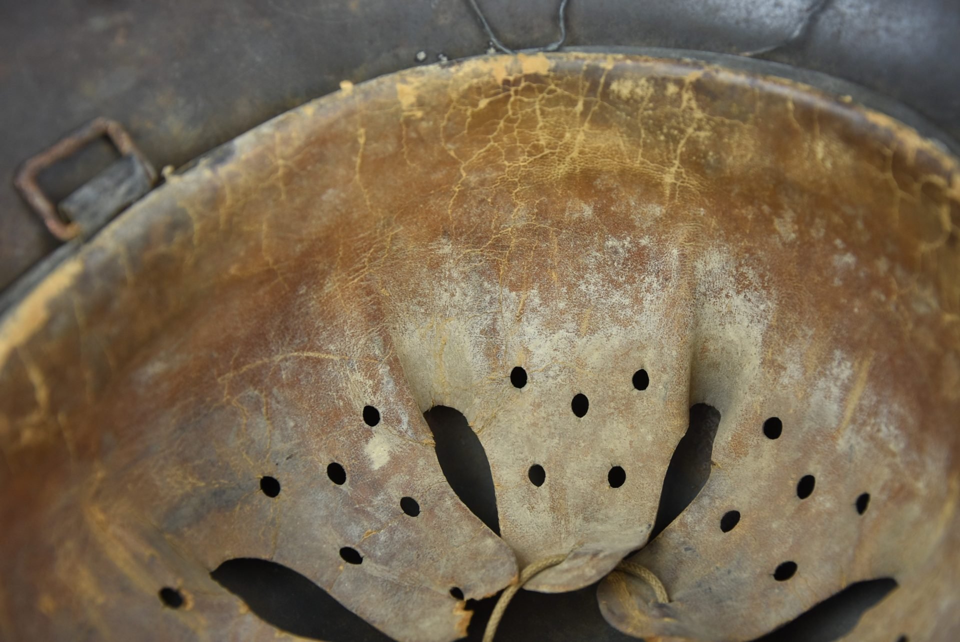 M42 Luftwaffe single decal two tone camoulfage full basket chicken wire helmet ET64 — image 19